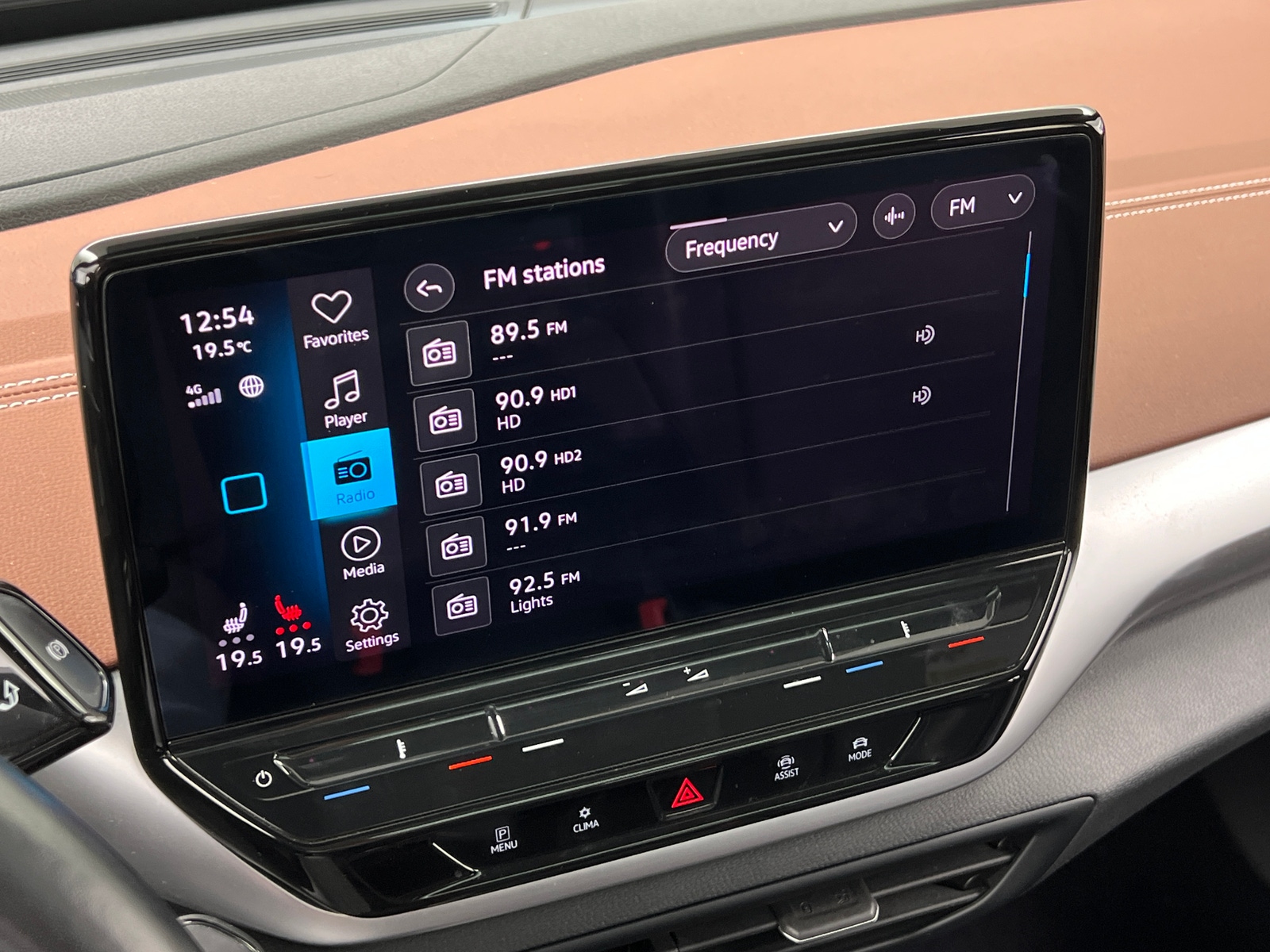 Thumbnail: 2021 Volkswagen ID.4 - 3