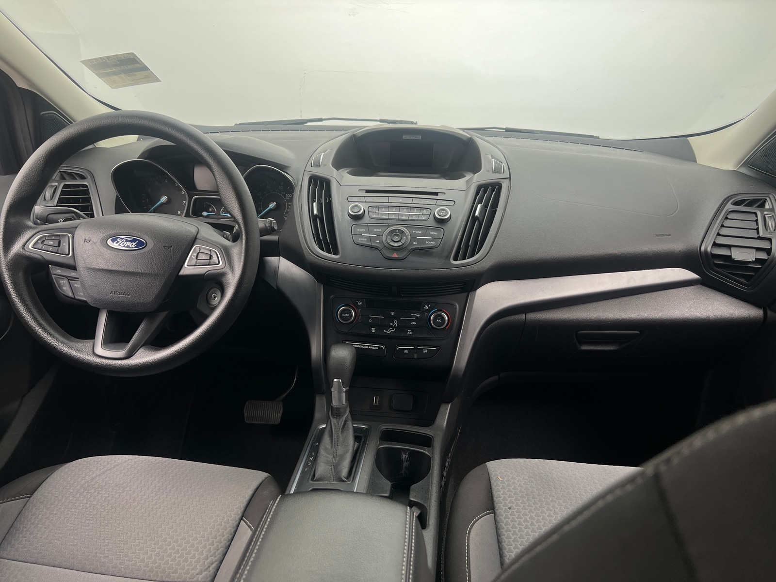 Thumbnail: 2017 Ford Escape - 3