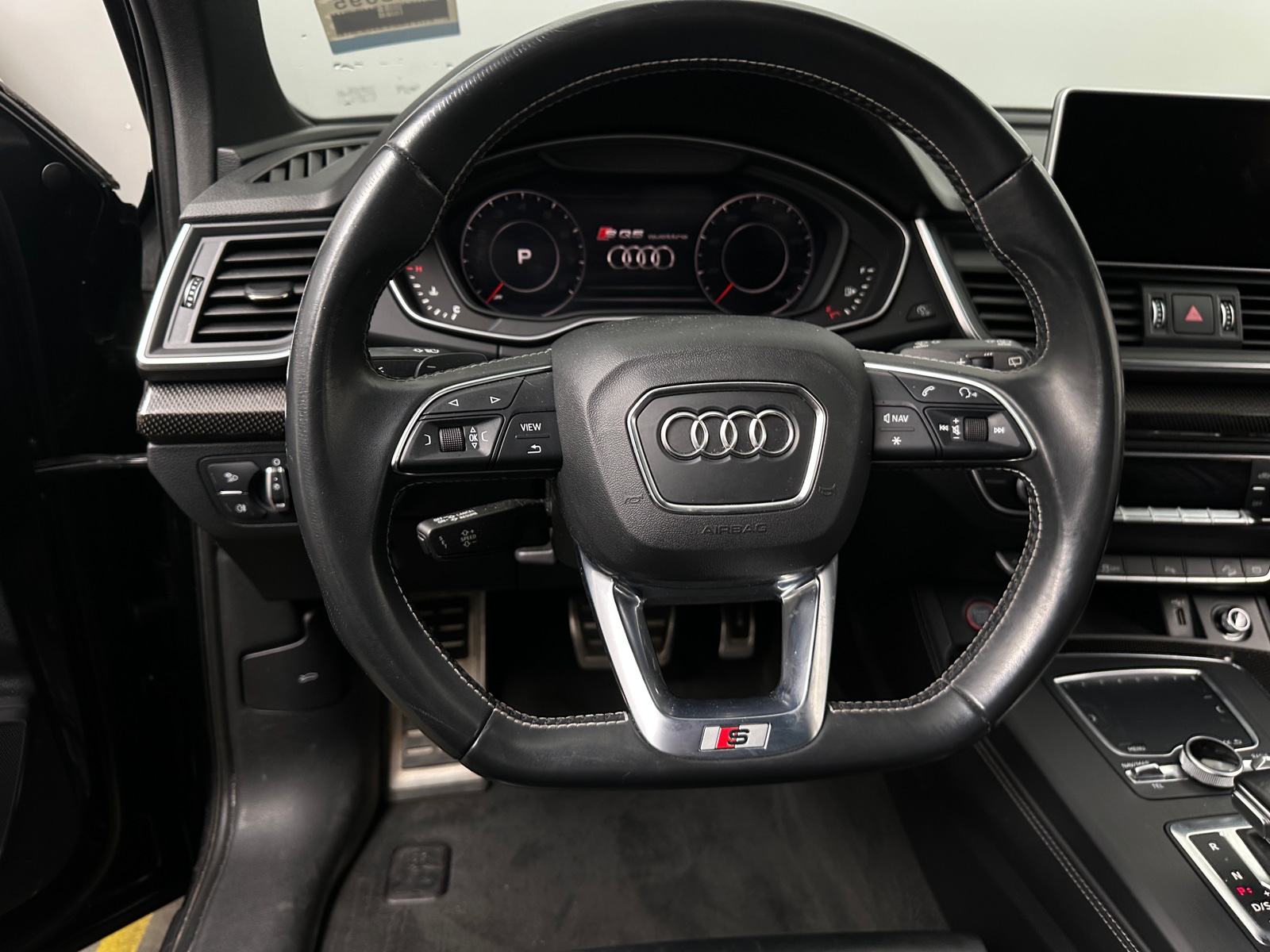 Thumbnail: 2020 Audi SQ5 - 4