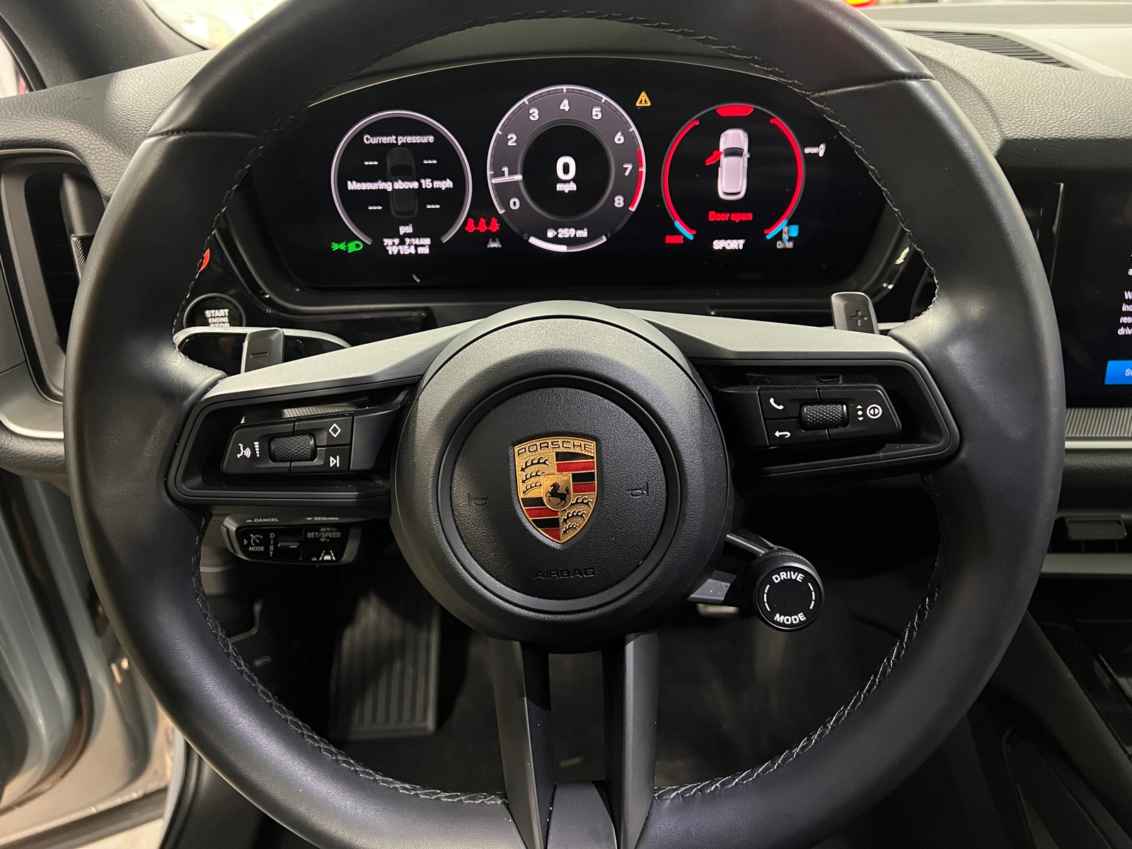 Thumbnail: 2024 Porsche Cayenne - 4