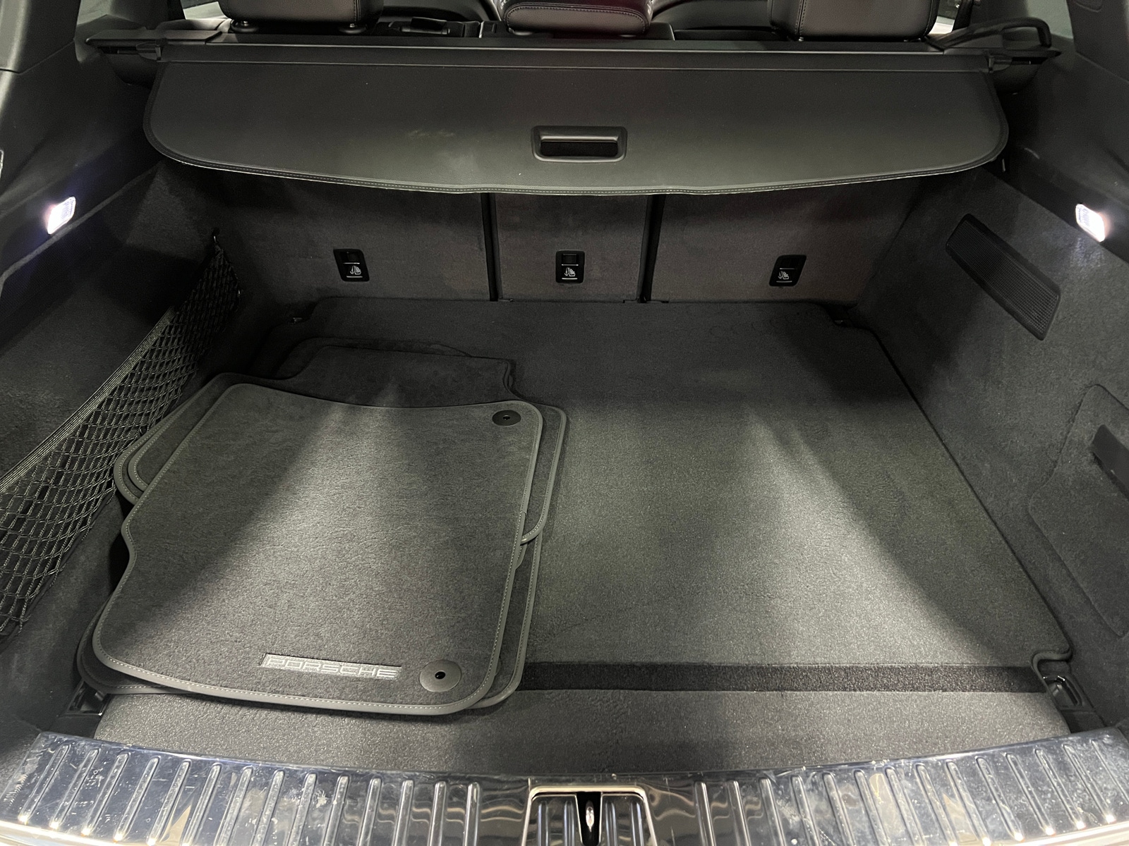 Thumbnail: 2024 Porsche Cayenne - 6