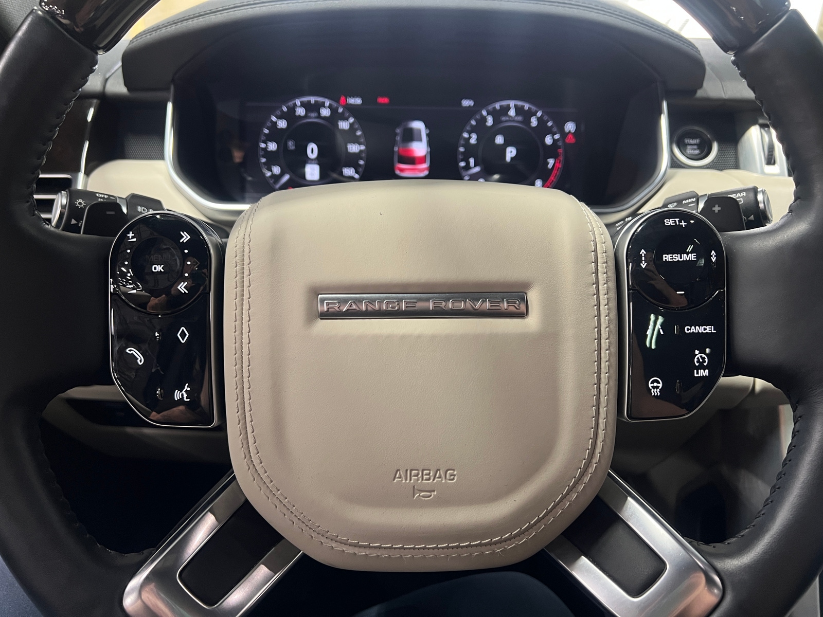 Thumbnail: 2021 Land Rover Range Rover - 4