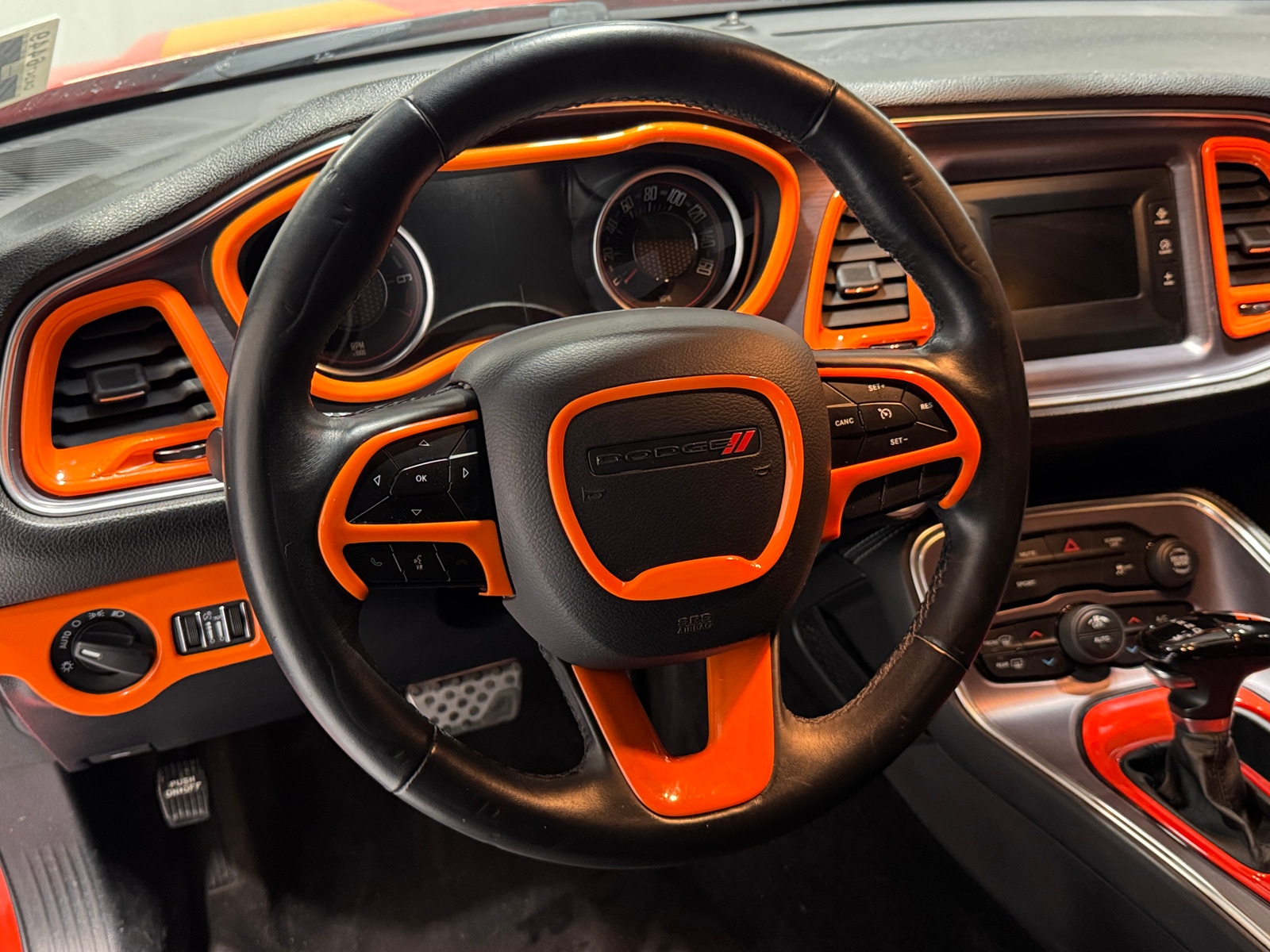 Thumbnail: 2017 Dodge Challenger - 4