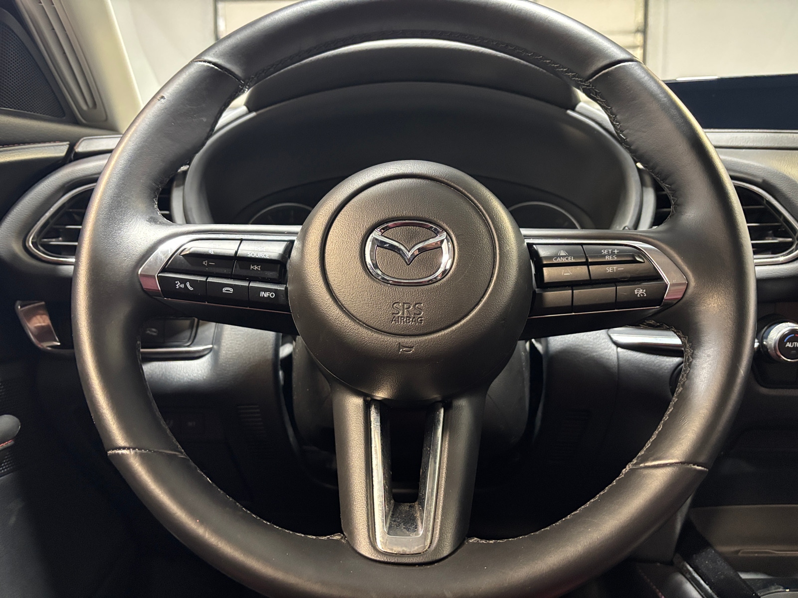 Thumbnail: 2025 Mazda CX-30 - 4