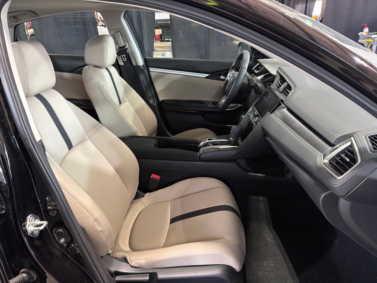 Thumbnail: 2017 Honda Civic - 2