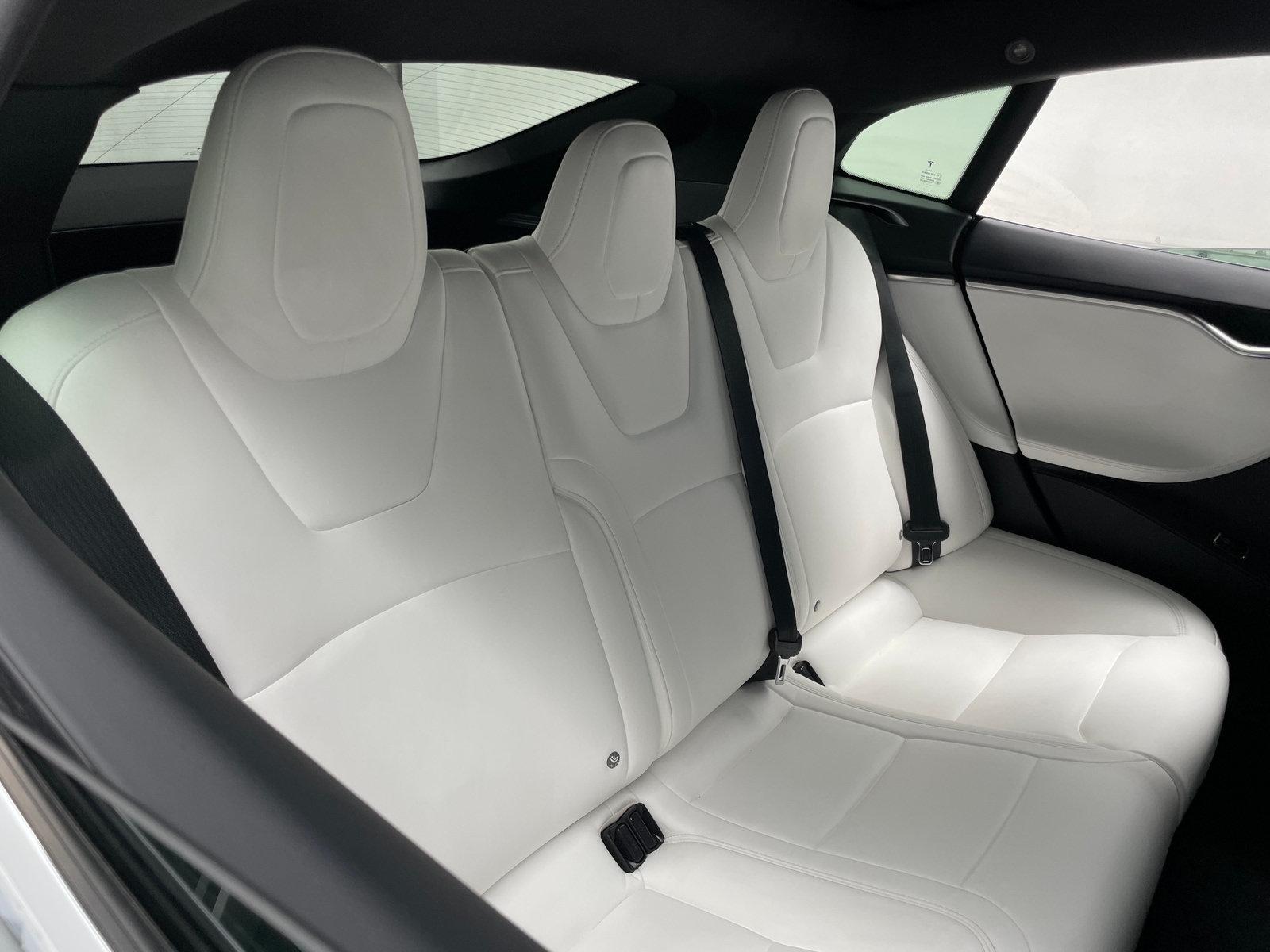 Thumbnail: 2017 Tesla Model S - 5