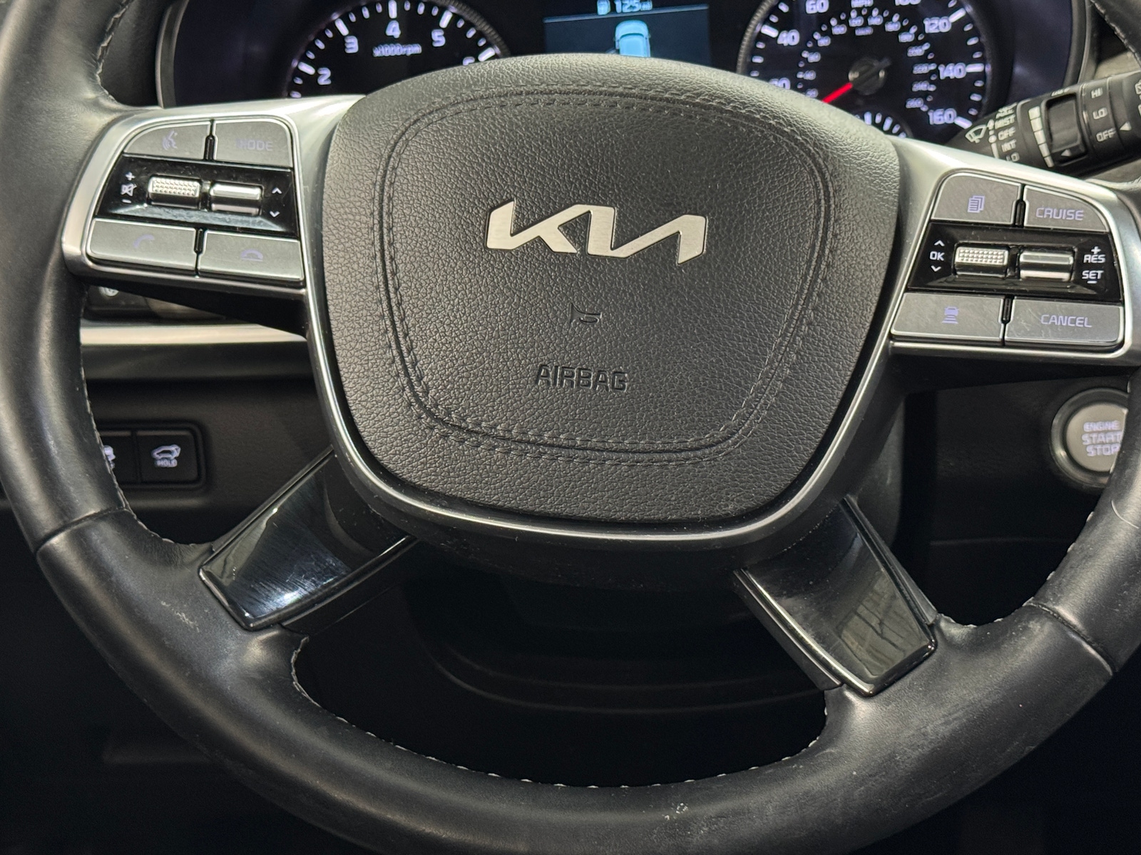 Thumbnail: 2022 Kia Telluride - 4