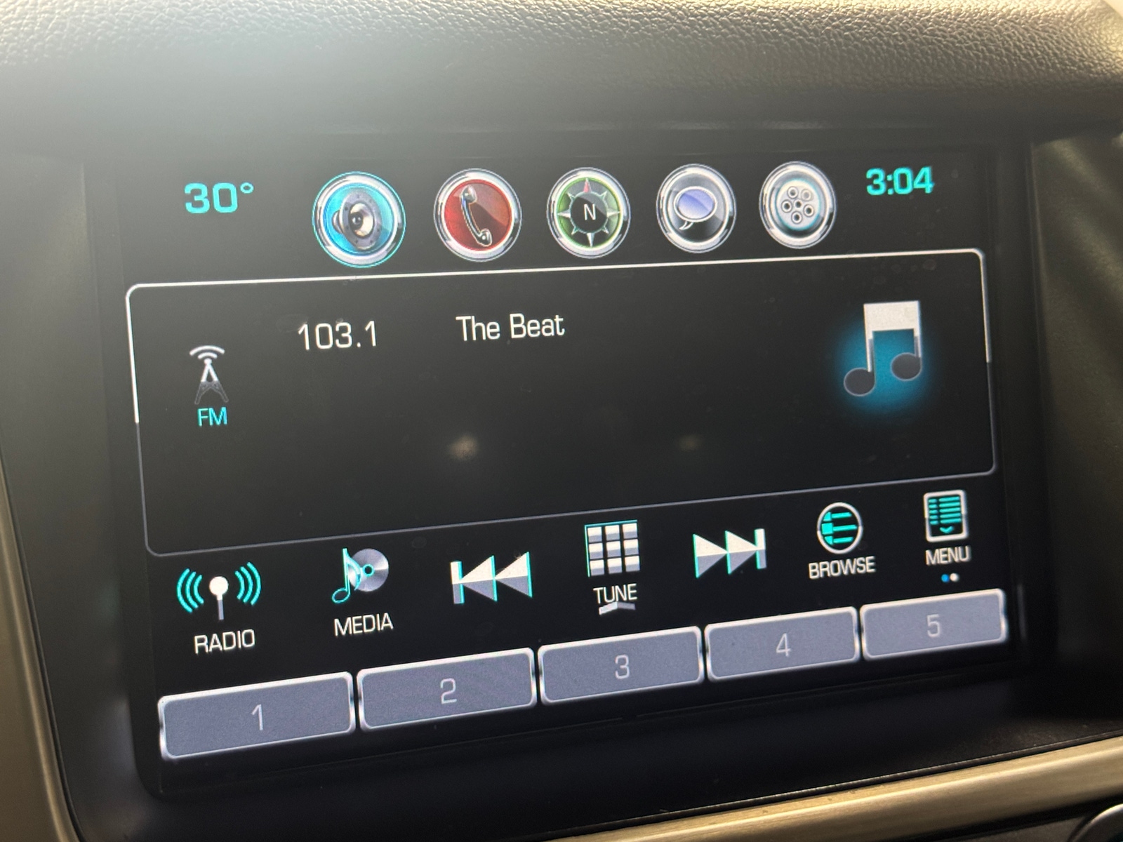 Thumbnail: 2017 GMC Yukon - 3