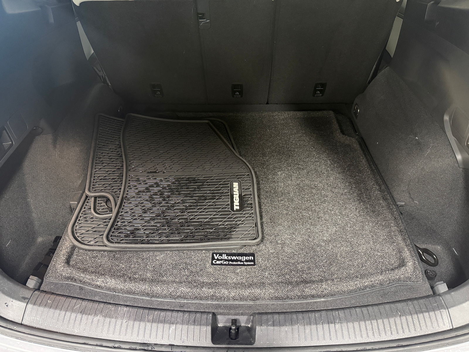 Thumbnail: 2020 Volkswagen Tiguan - 6