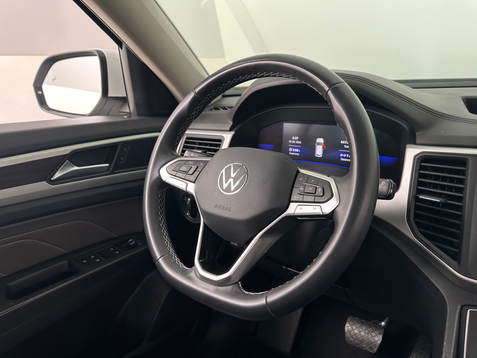 Thumbnail: 2022 Volkswagen Atlas - 4