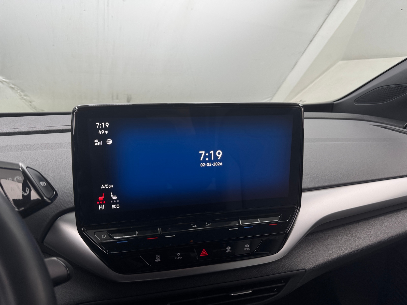 Thumbnail: 2022 Volkswagen ID.4 - 3