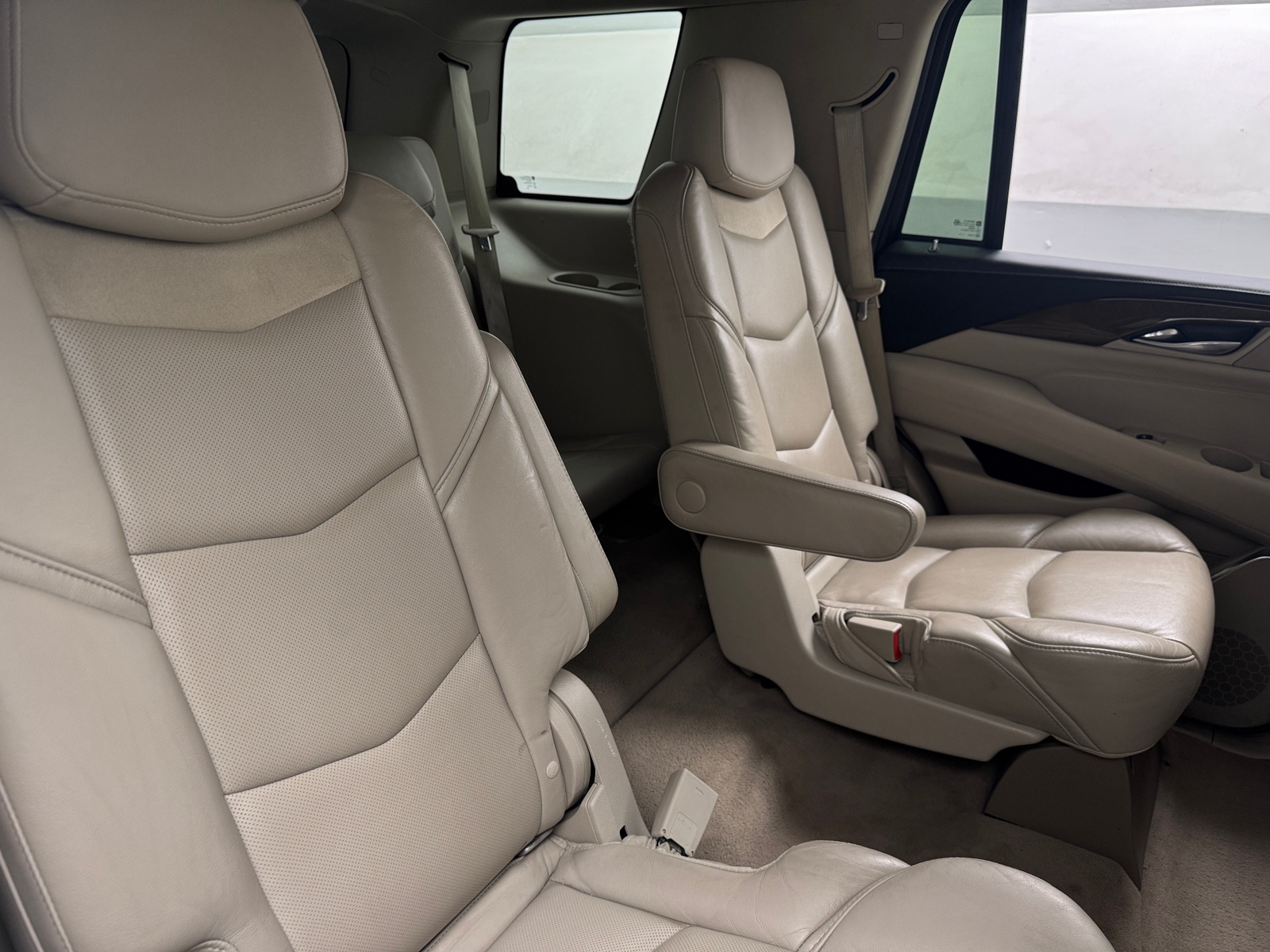 Thumbnail: 2019 Cadillac Escalade - 5