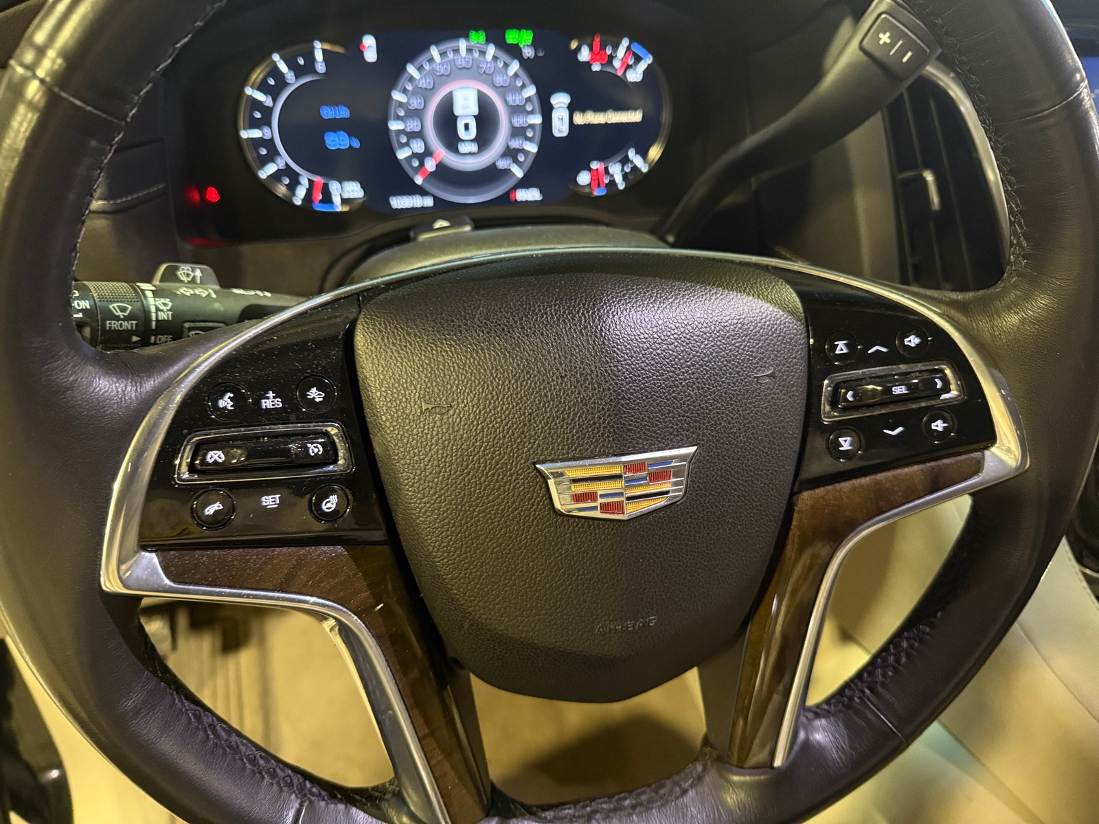 Thumbnail: 2019 Cadillac Escalade - 4