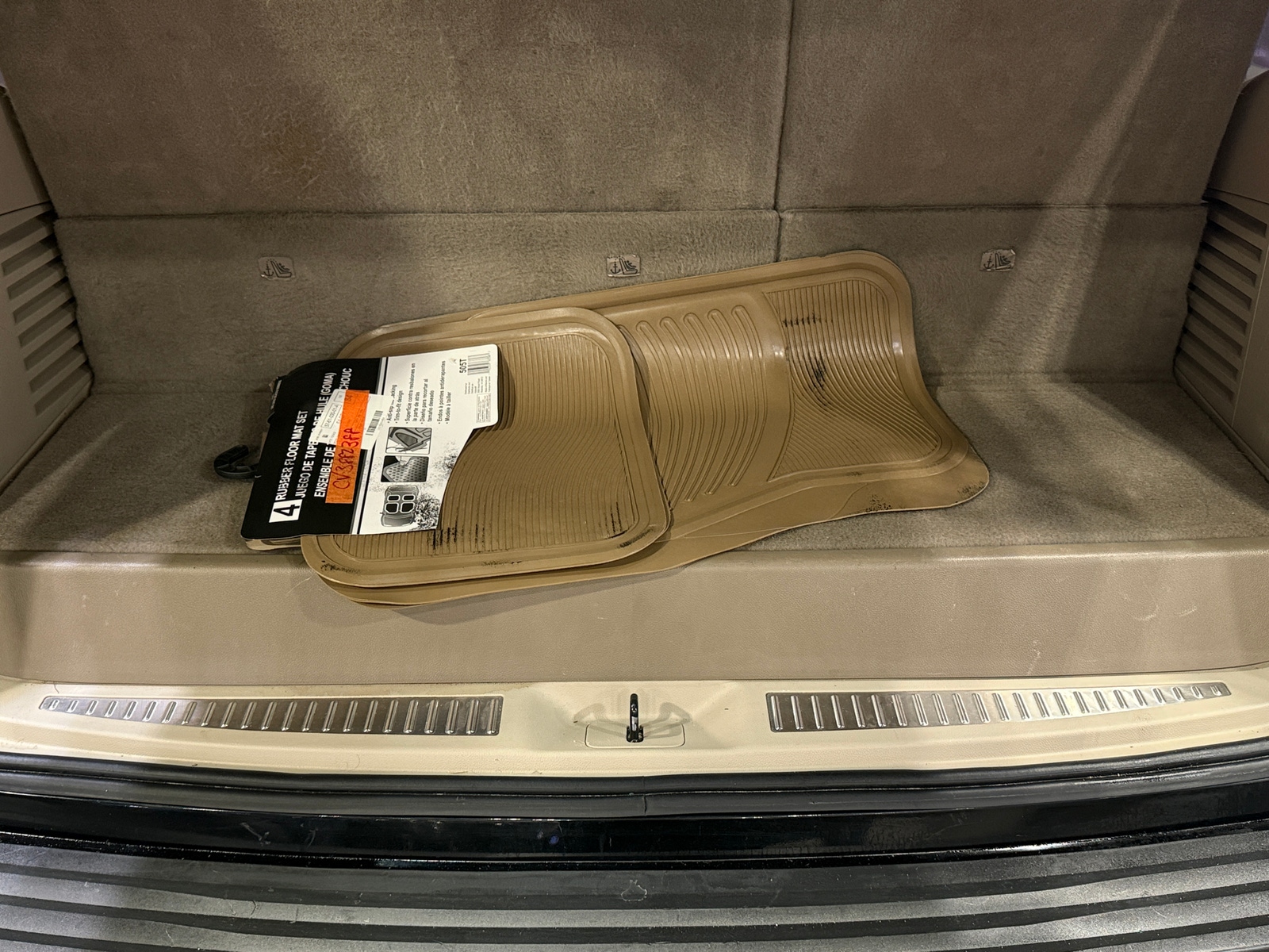 Thumbnail: 2019 Cadillac Escalade - 6