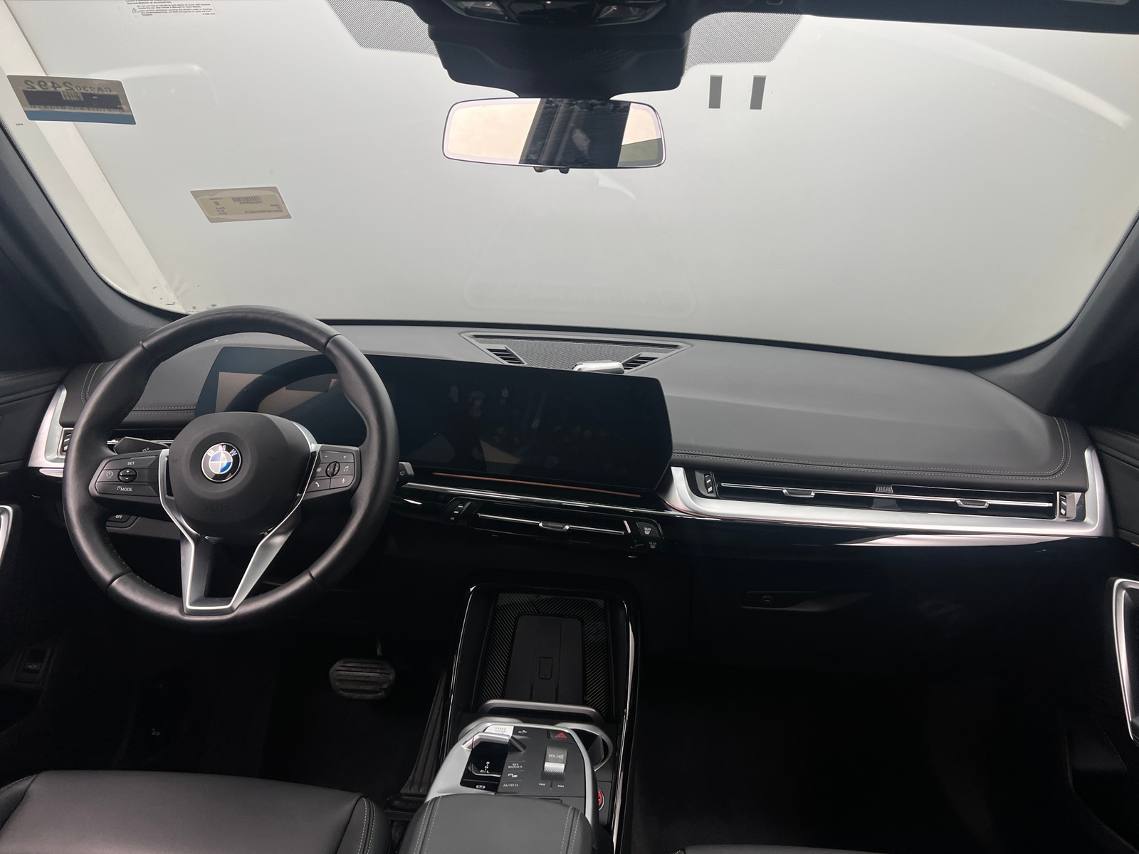 Thumbnail: 2025 BMW X1 - 2