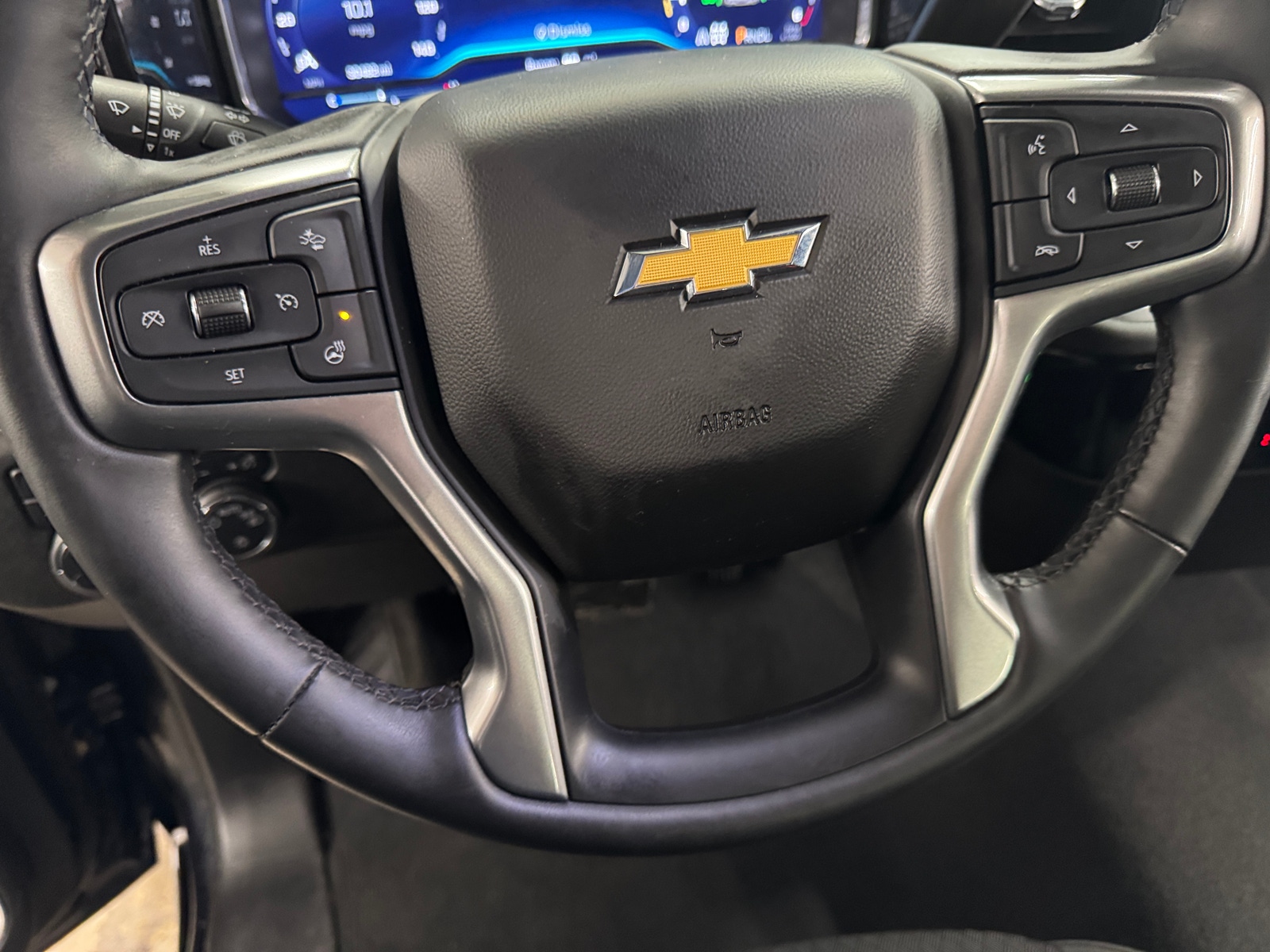 Thumbnail: 2023 Chevrolet Silverado 1500 - 5