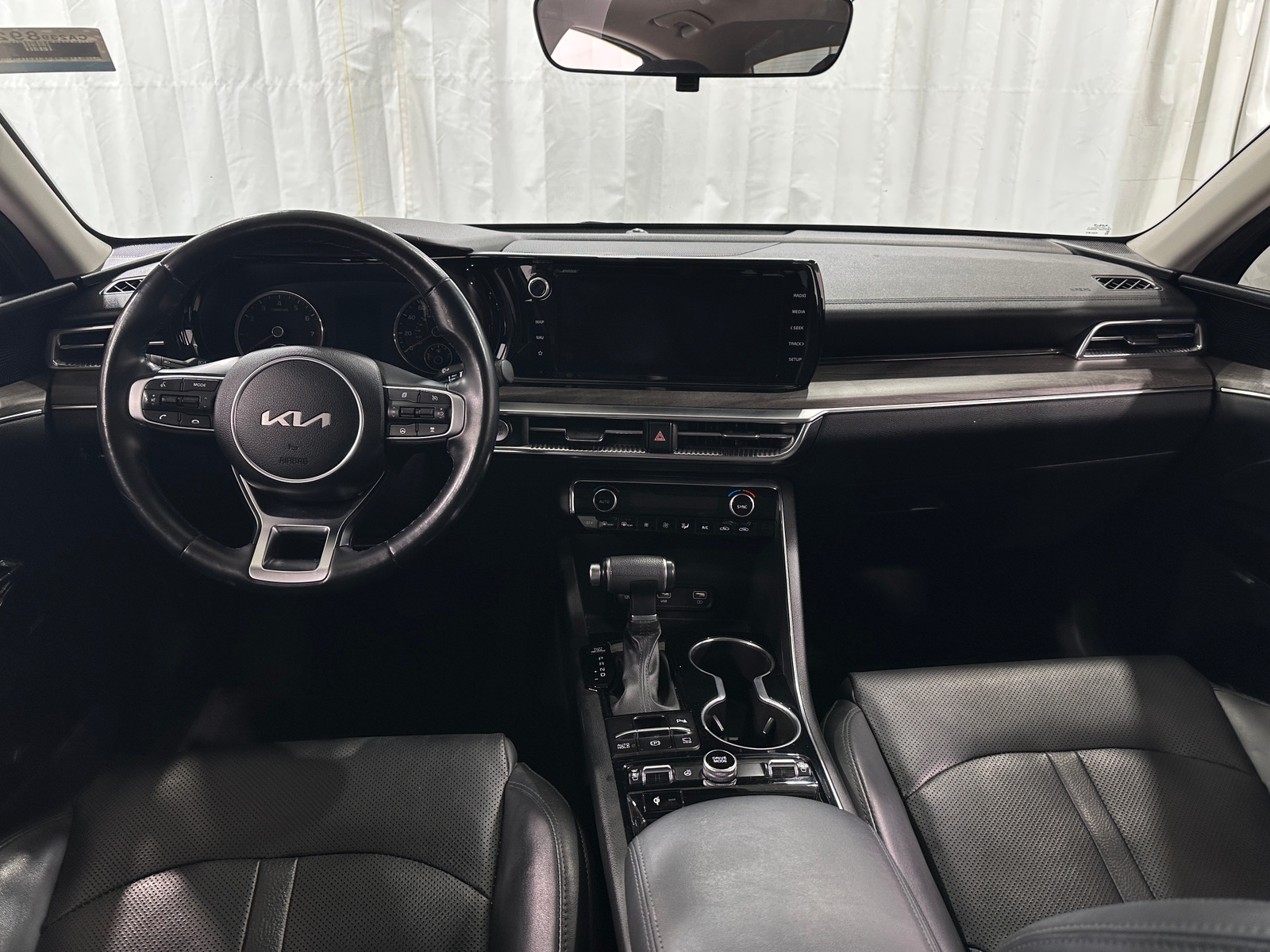 Thumbnail: 2022 Kia K5 - 2