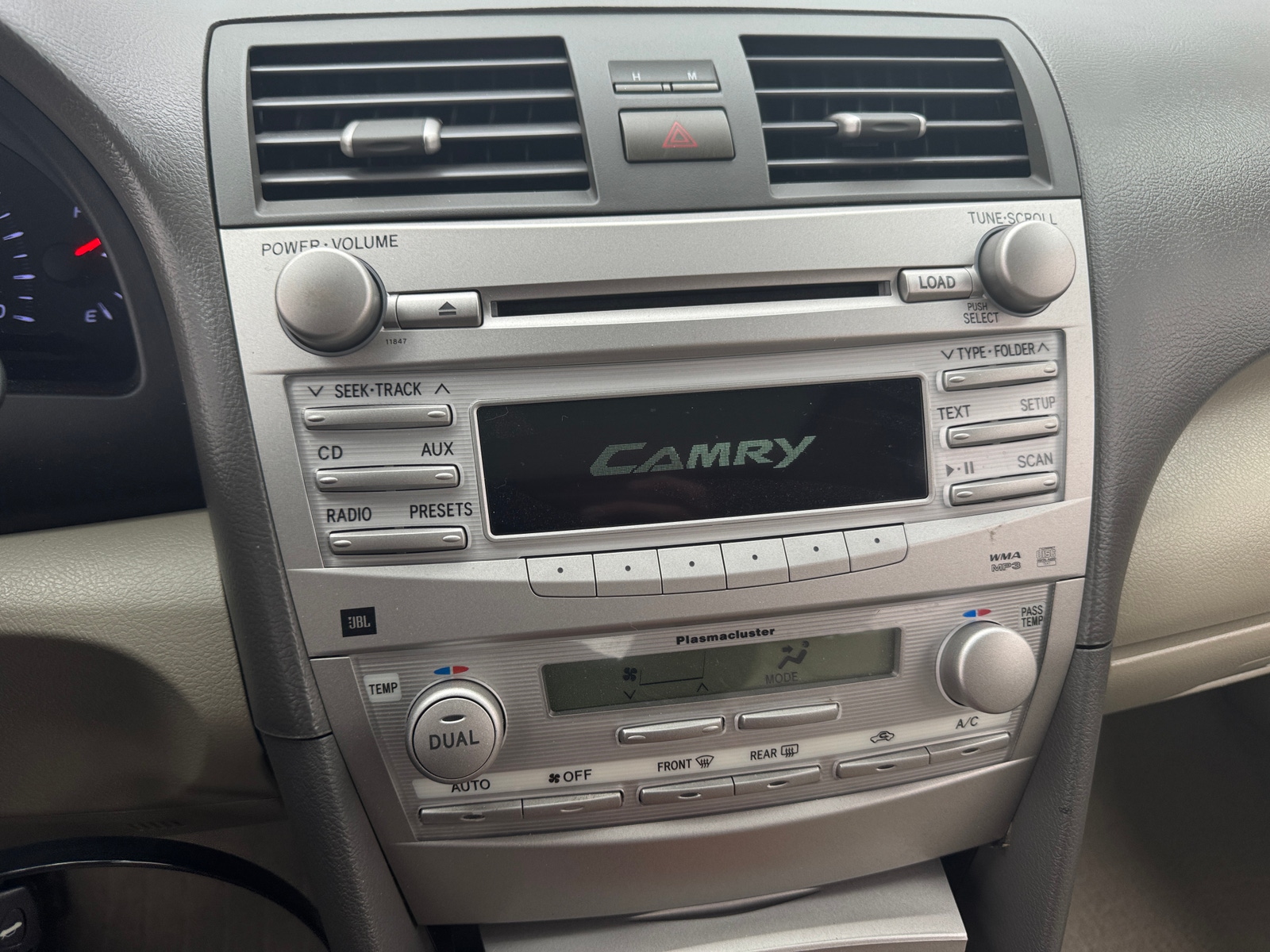 Thumbnail: 2011 Toyota Camry - 4