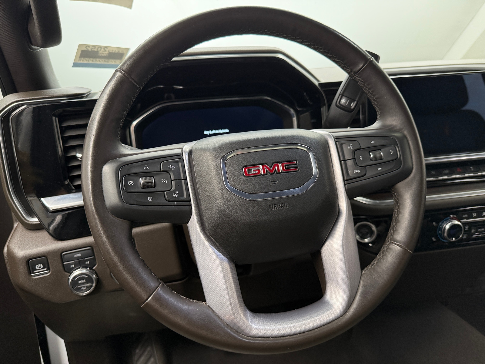 Thumbnail: 2025 GMC Sierra 1500 - 4