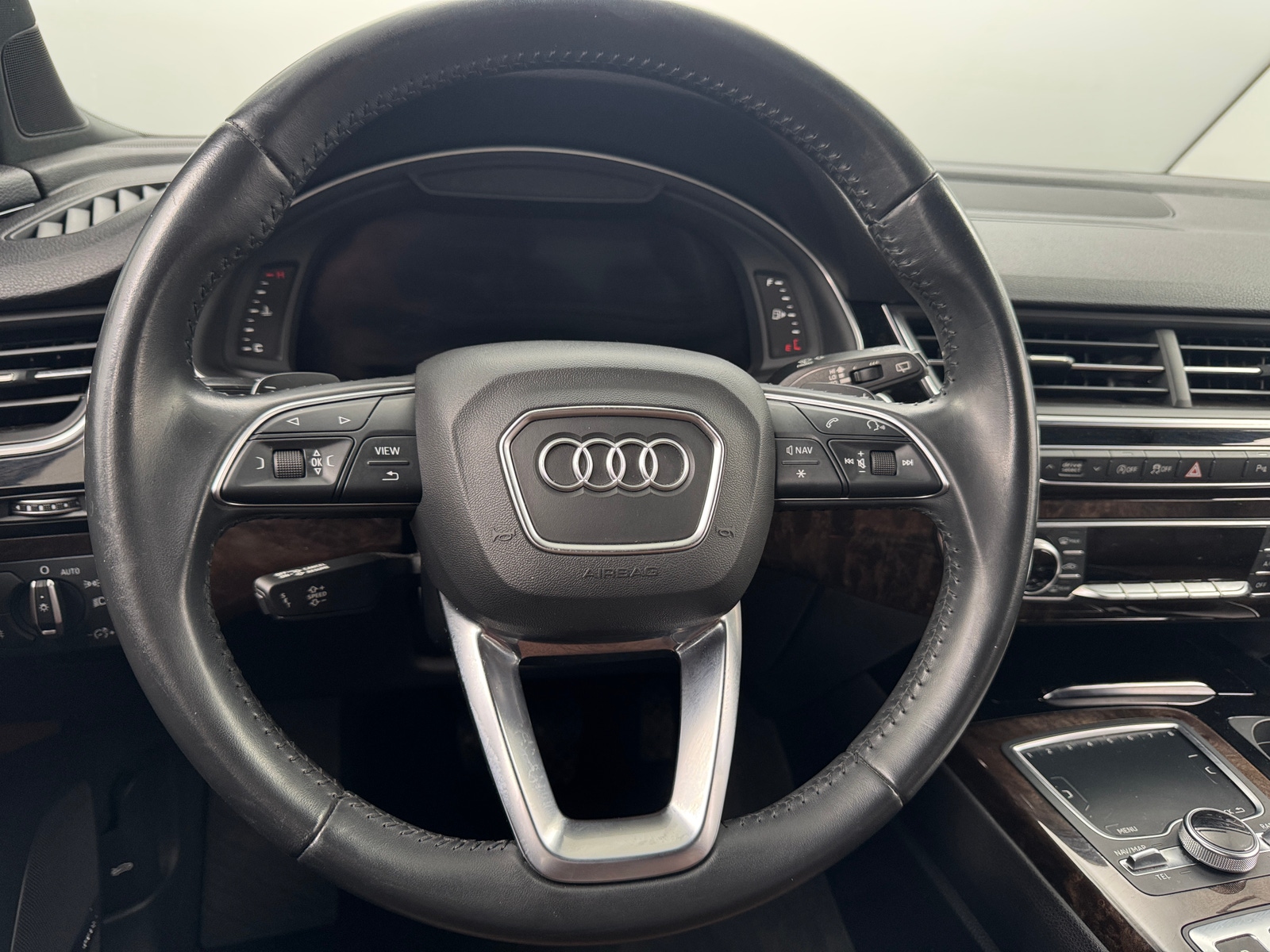 Thumbnail: 2019 Audi Q7 - 4