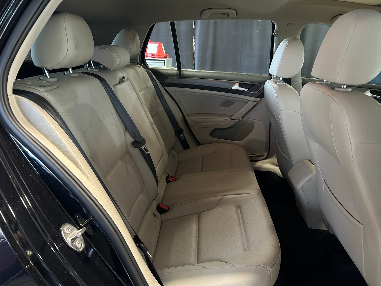 Thumbnail: 2020 Volkswagen Golf - 5