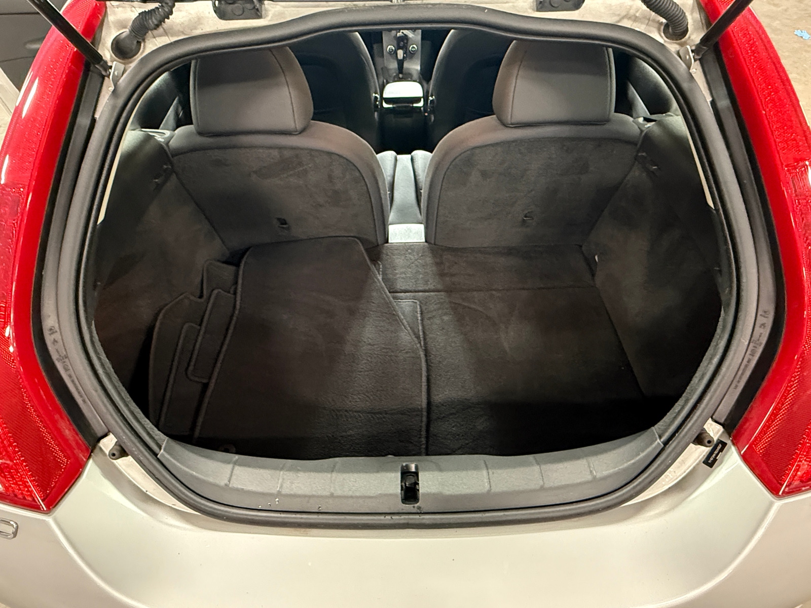 Thumbnail: 2011 Volvo C30 - 7