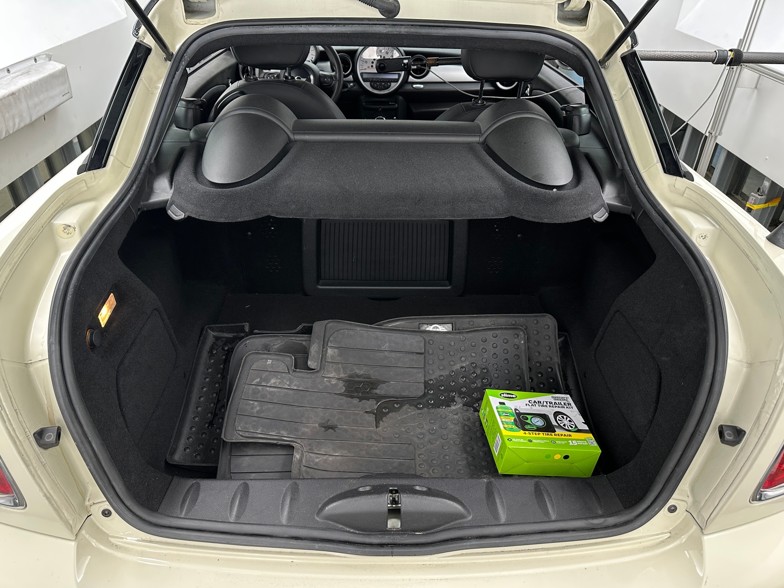 Thumbnail: 2014 MINI Cooper Coupe - 4