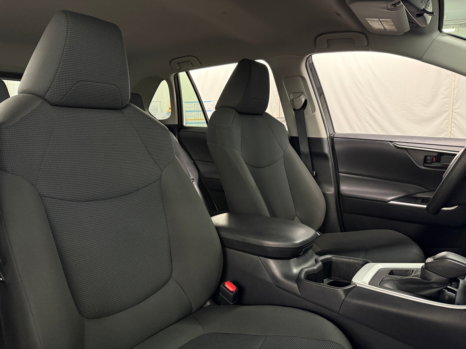 Thumbnail: 2025 Toyota RAV4 - 2