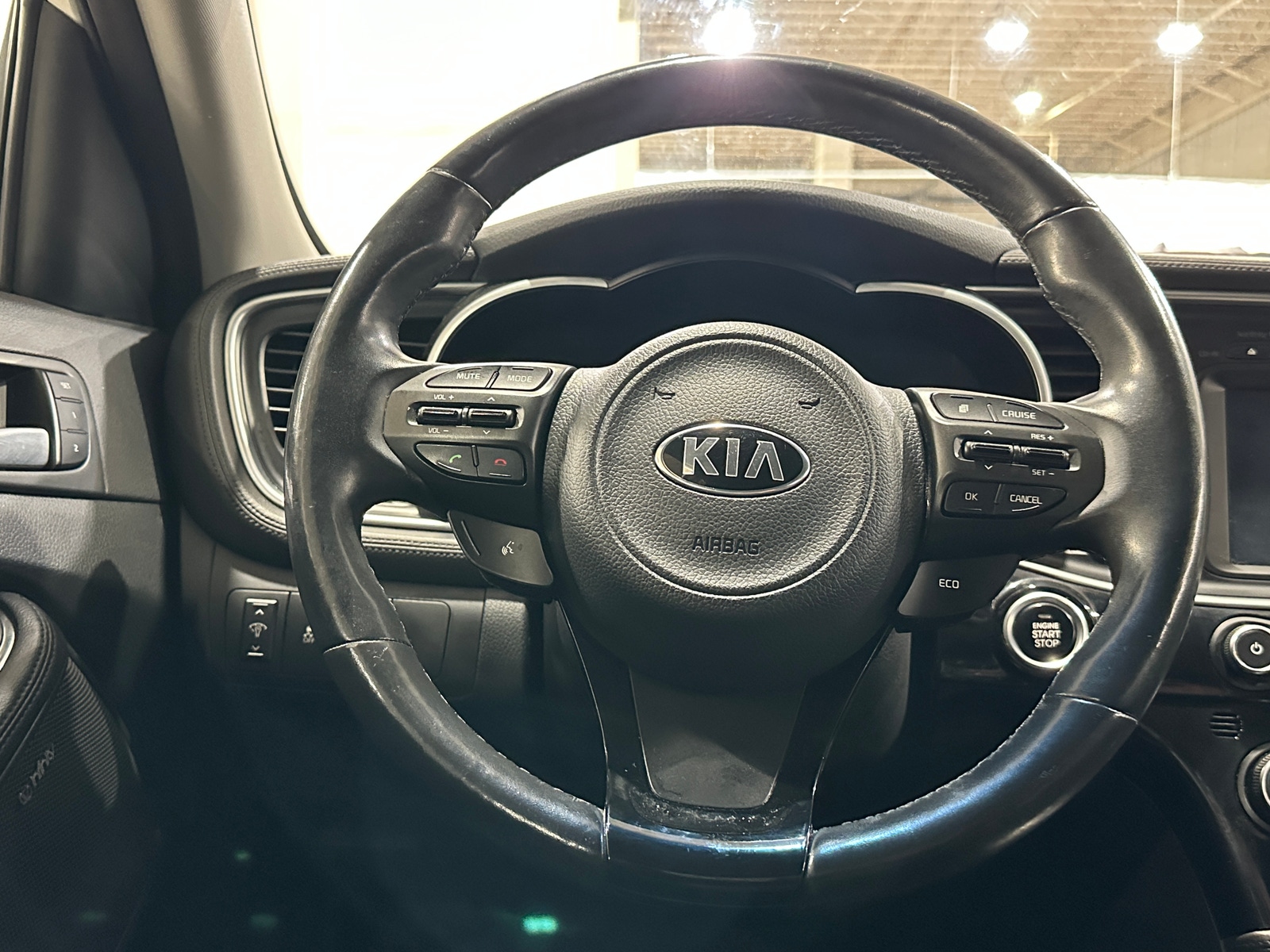 Thumbnail: 2016 Kia Optima - 4