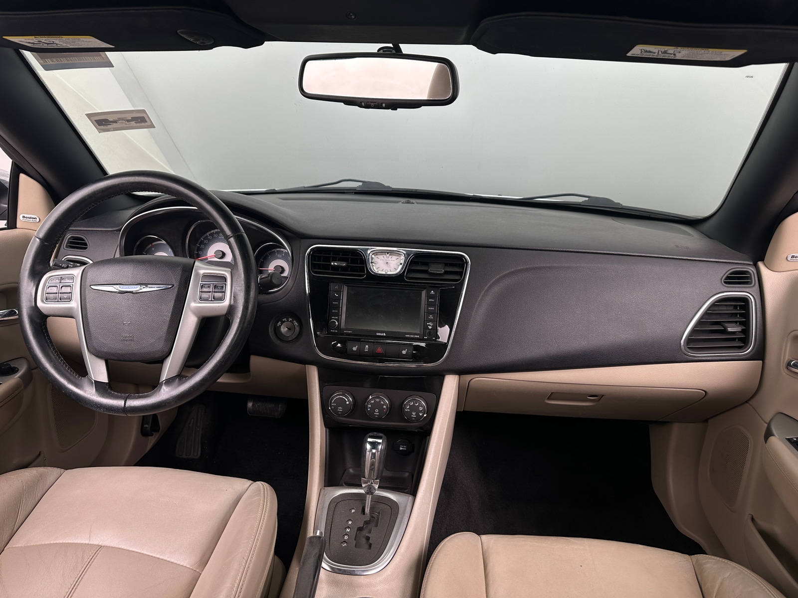 Thumbnail: 2014 Chrysler 200 - 2