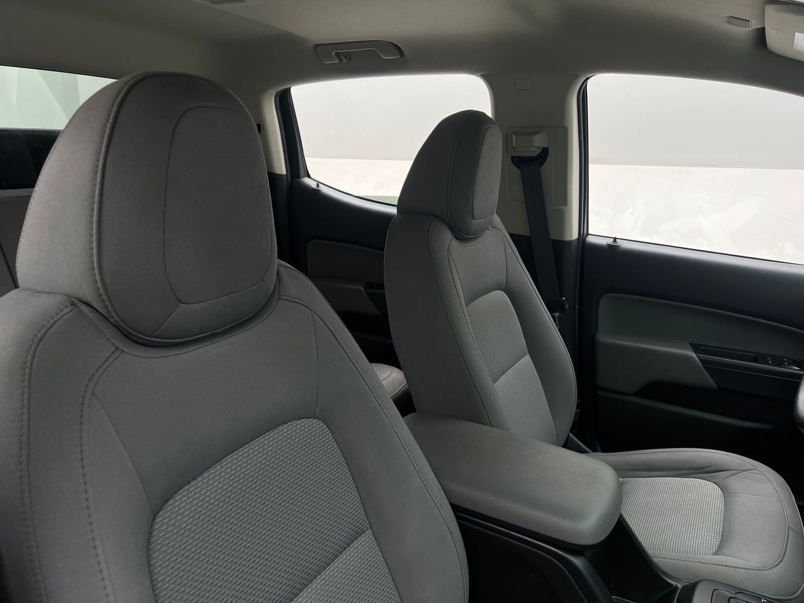 Thumbnail: 2022 Chevrolet Colorado - 2