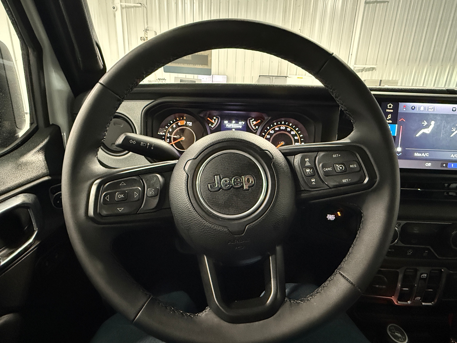 Thumbnail: 2025 Jeep Wrangler - 5