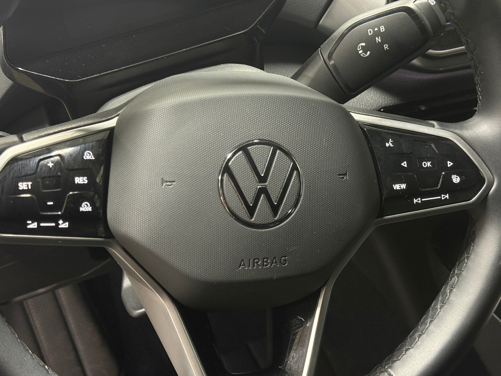 Thumbnail: 2024 Volkswagen ID.4 - 4