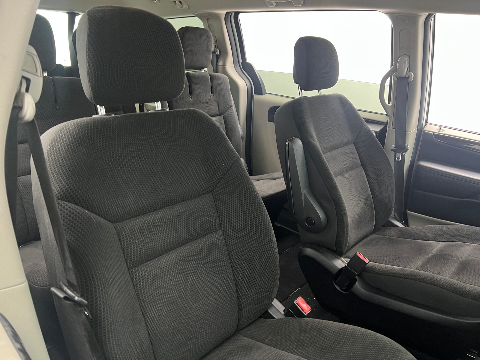 Thumbnail: 2019 Dodge Grand Caravan - 2