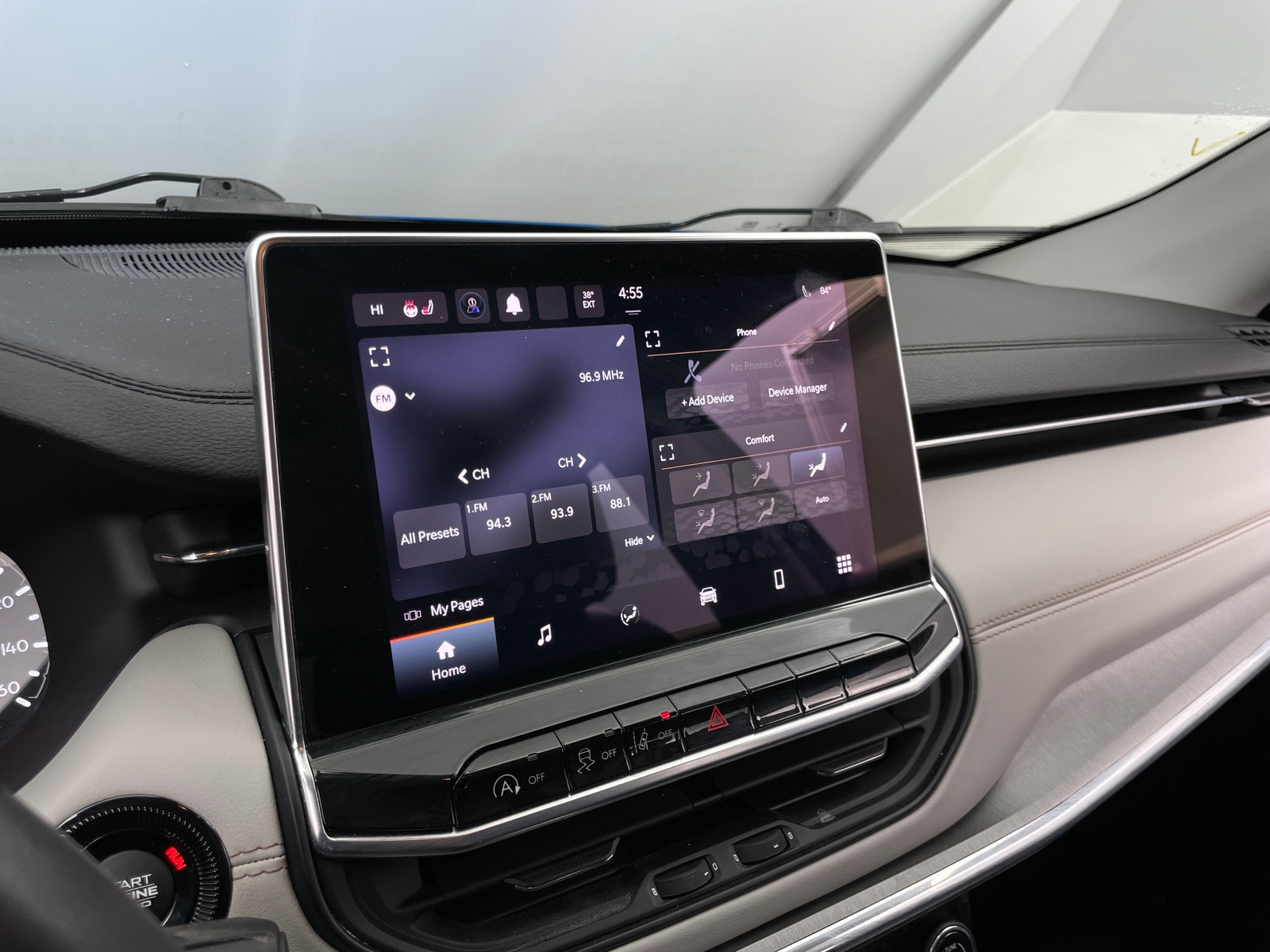 Thumbnail: 2022 Jeep Compass - 3