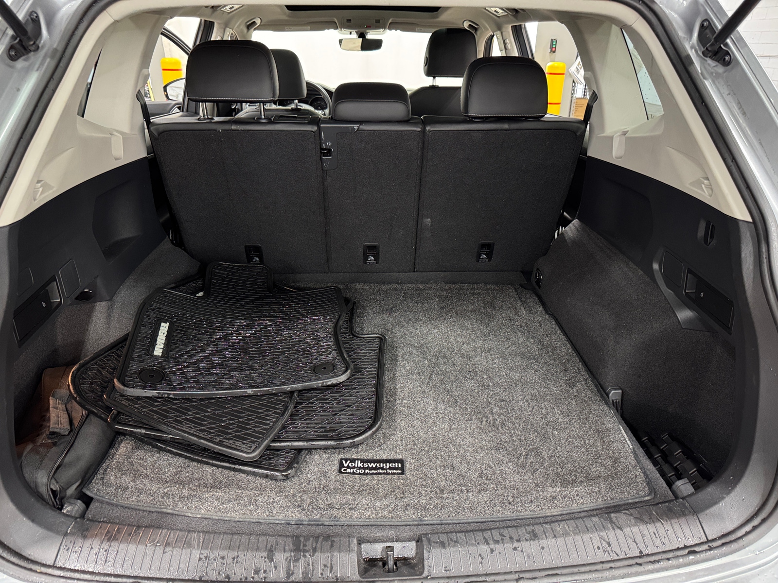 Thumbnail: 2021 Volkswagen Tiguan - 7