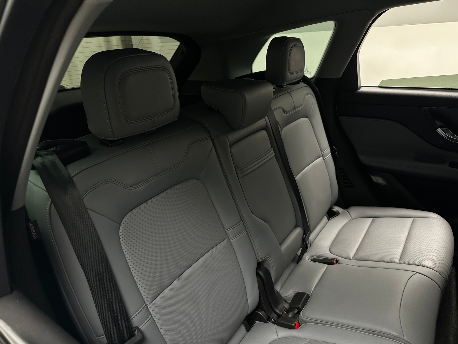 Thumbnail: 2022 Lincoln Corsair - 5