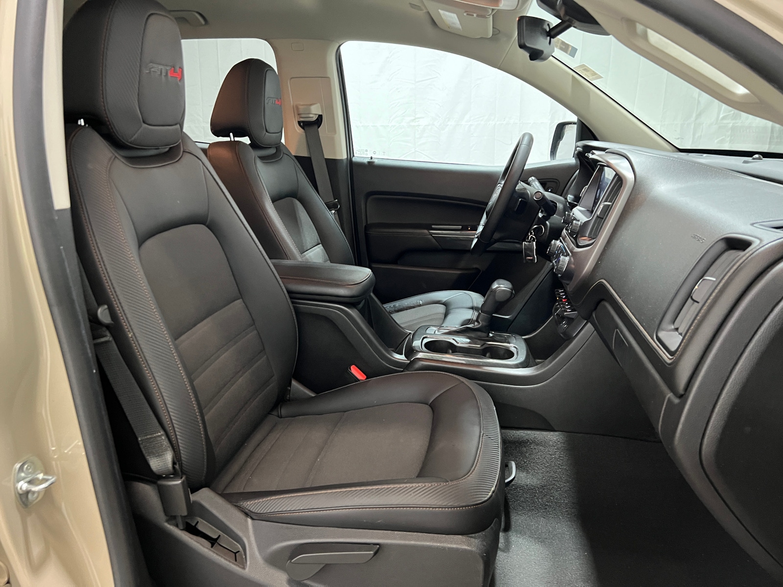 Thumbnail: 2021 GMC Canyon - 2