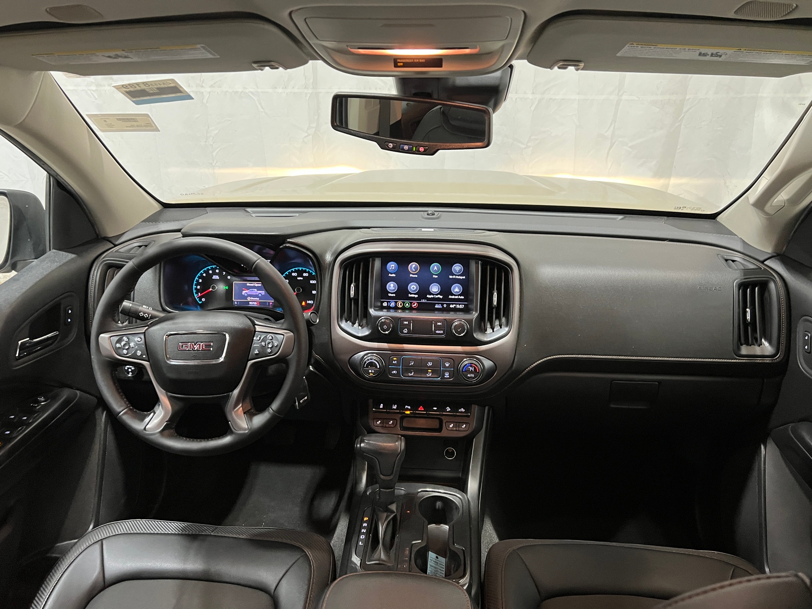 Thumbnail: 2021 GMC Canyon - 3