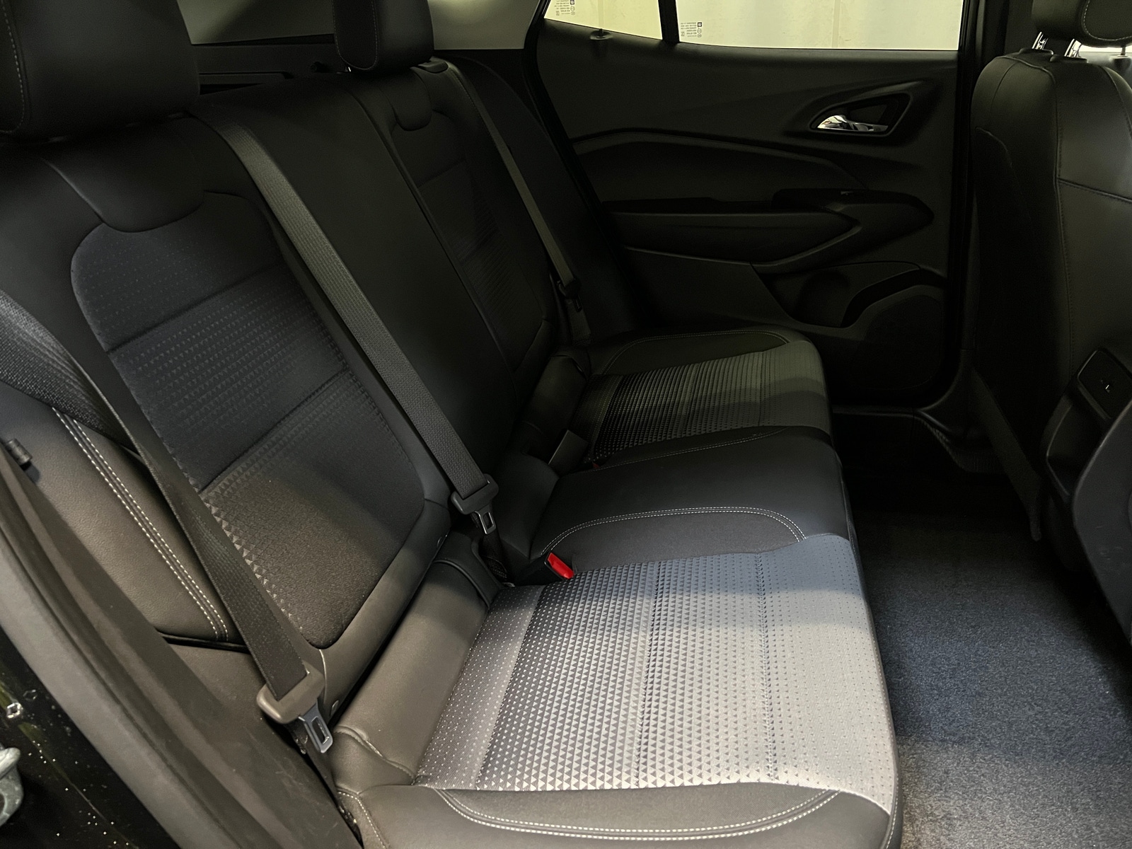 Thumbnail: 2025 Chevrolet Trax - 6