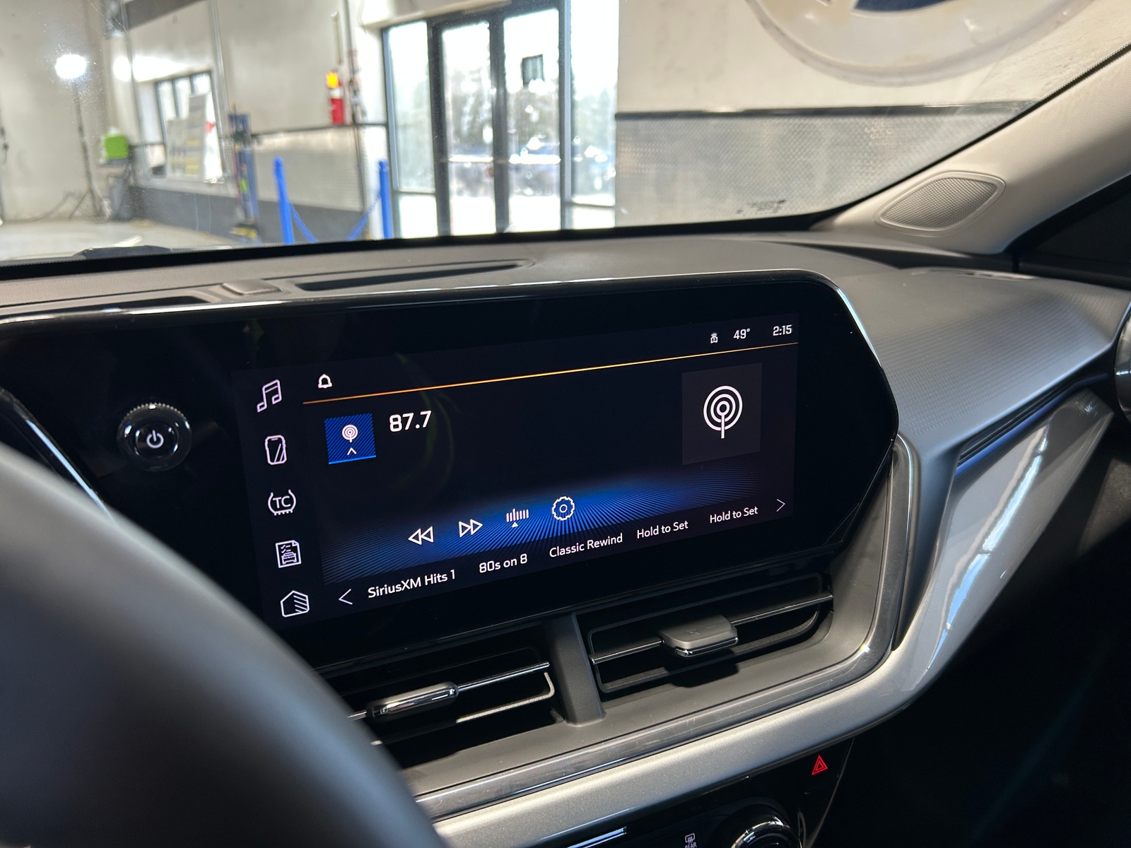 Thumbnail: 2025 Chevrolet Trax - 4