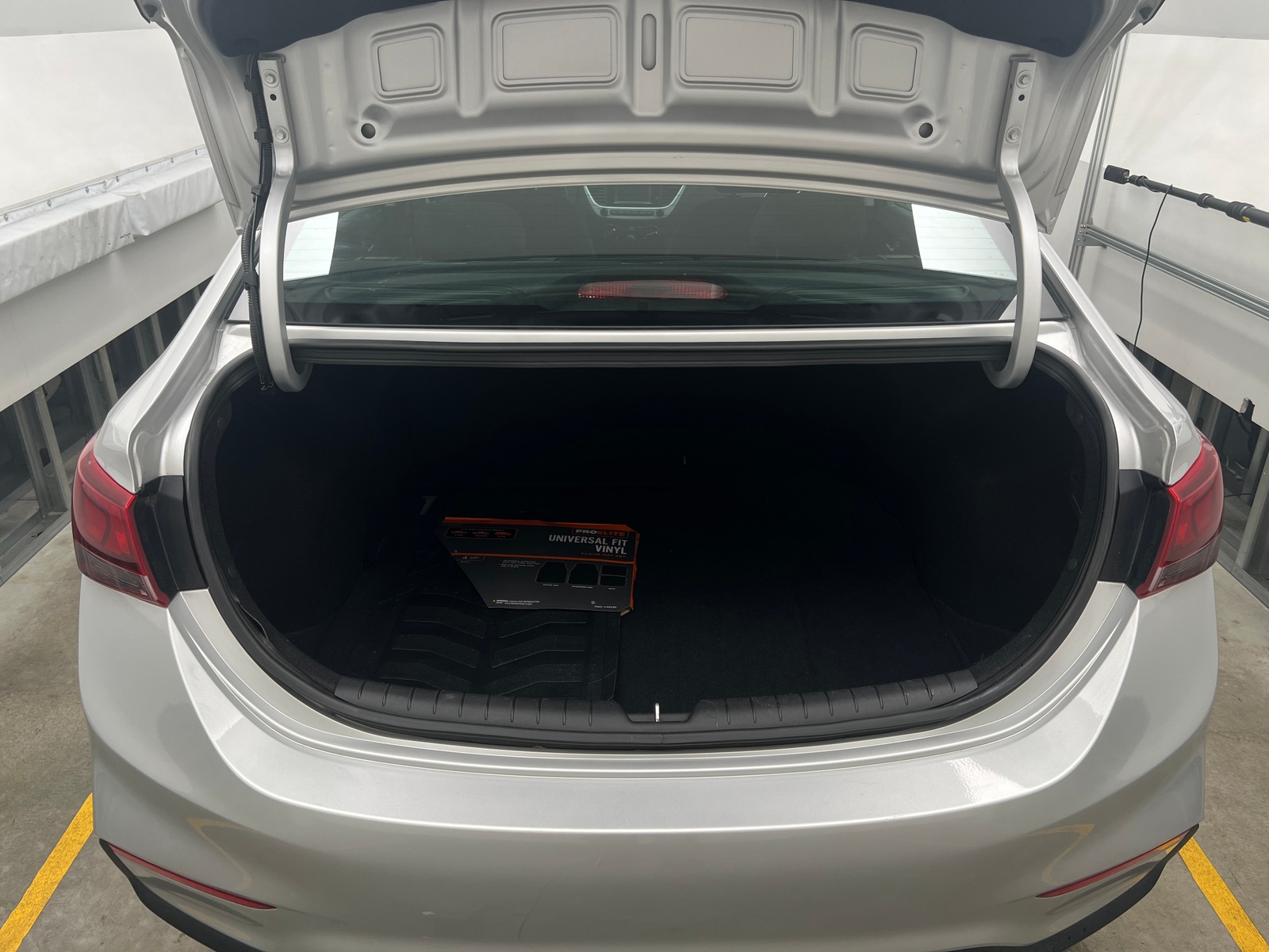 Thumbnail: 2022 Hyundai Accent - 7