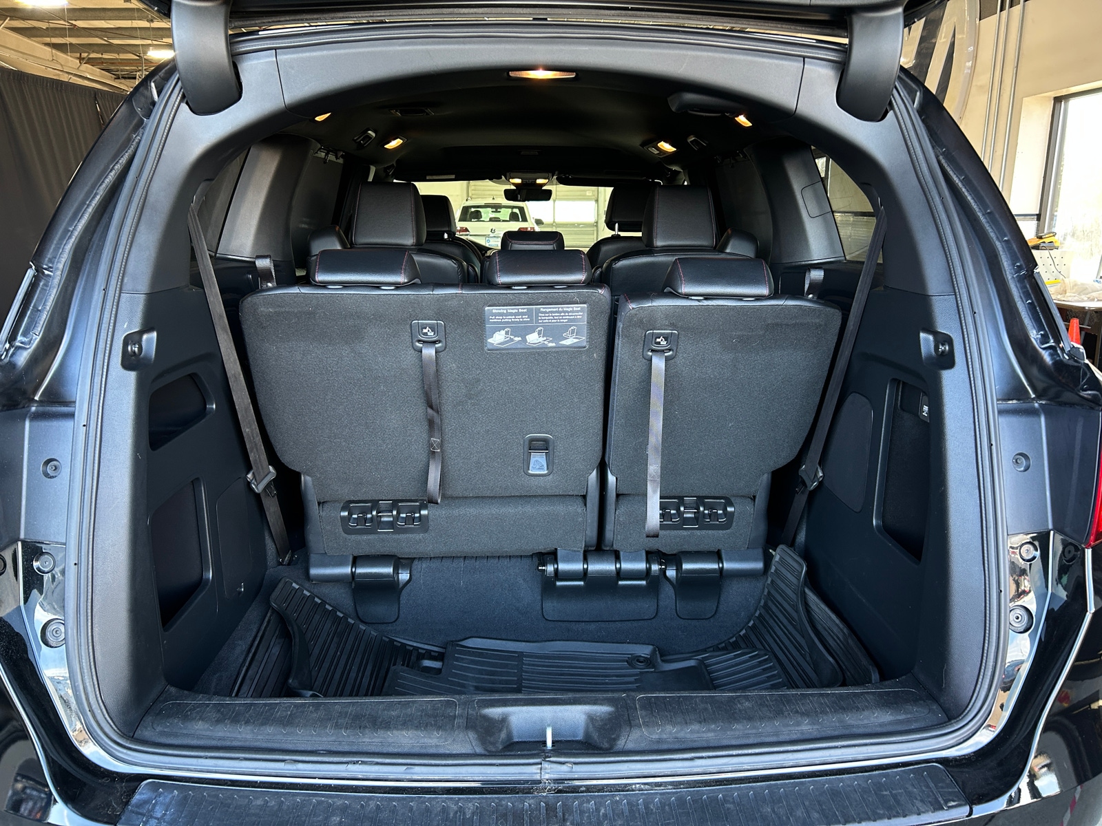 Thumbnail: 2023 Honda Odyssey - 6