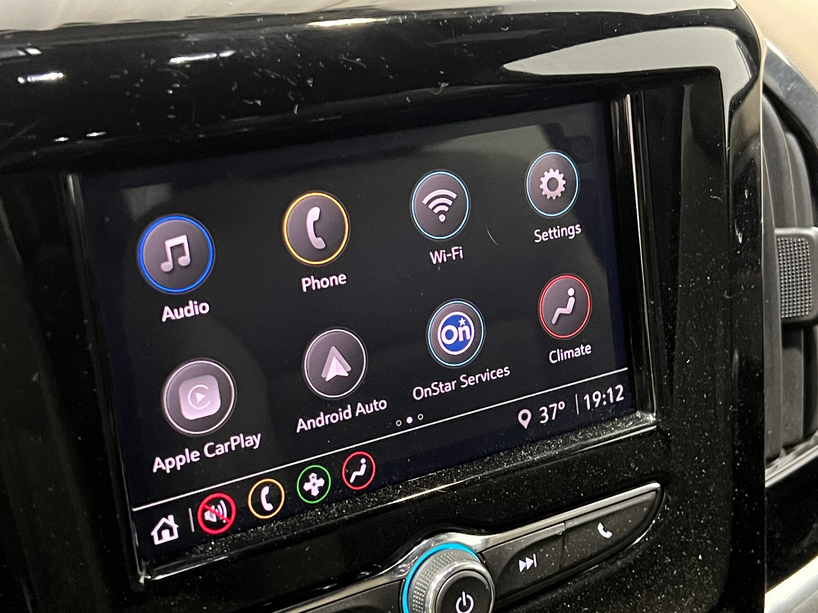 Thumbnail: 2023 Chevrolet Traverse - 4