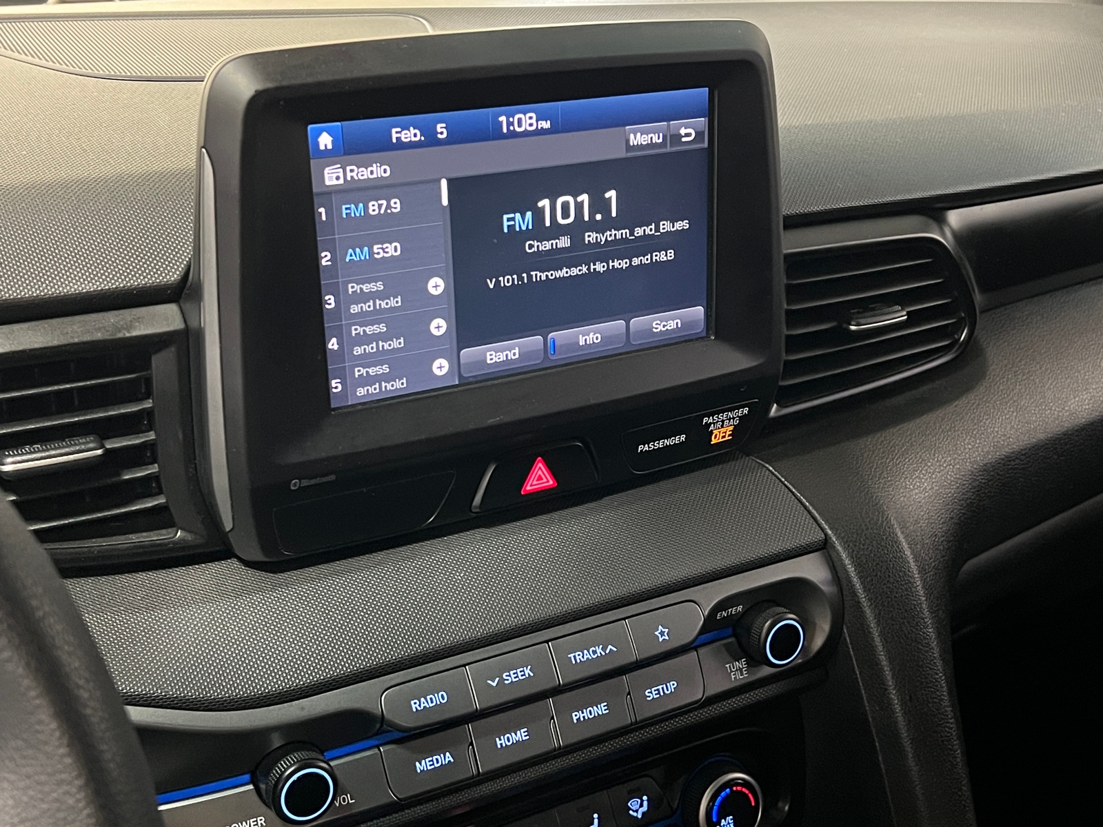 Thumbnail: 2019 Hyundai Veloster - 4