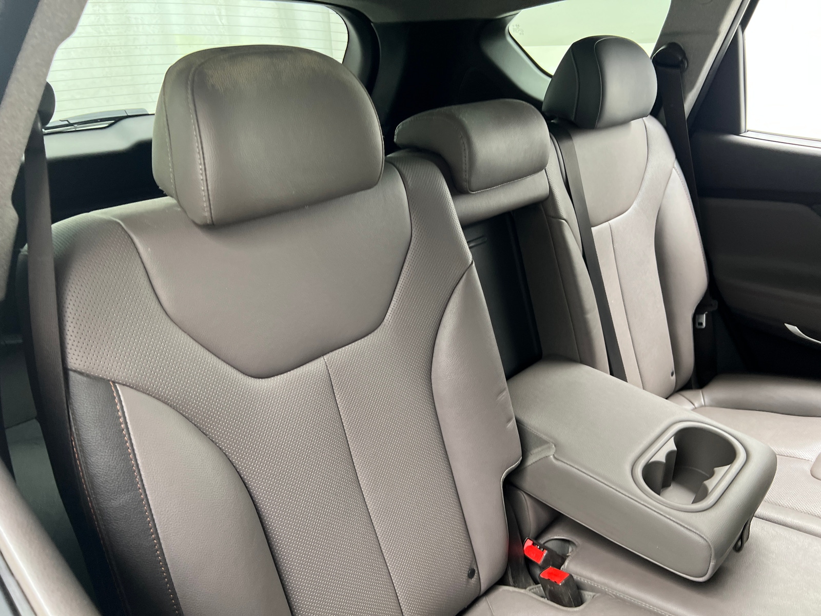 Thumbnail: 2019 Hyundai Santa Fe - 5