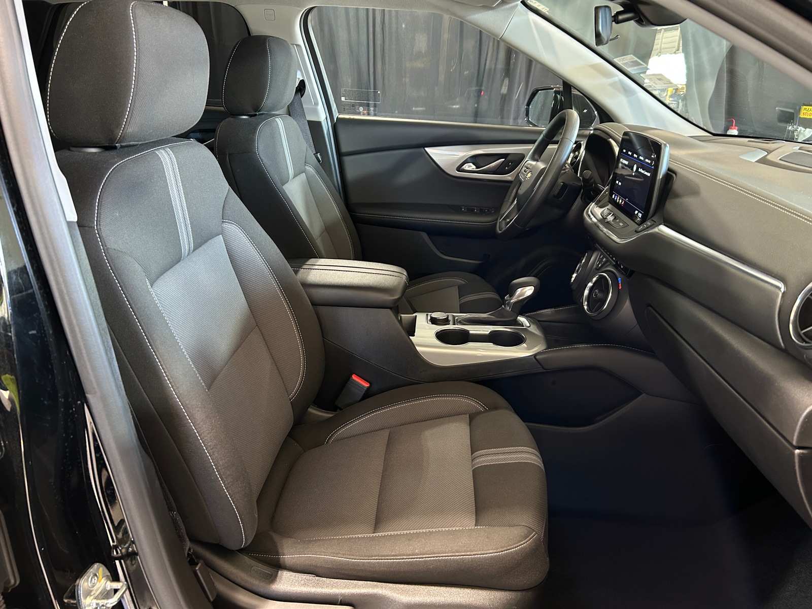 Thumbnail: 2025 Chevrolet Blazer - 2