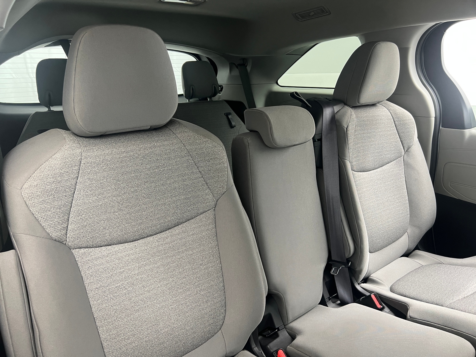 Thumbnail: 2022 Toyota Sienna - 6