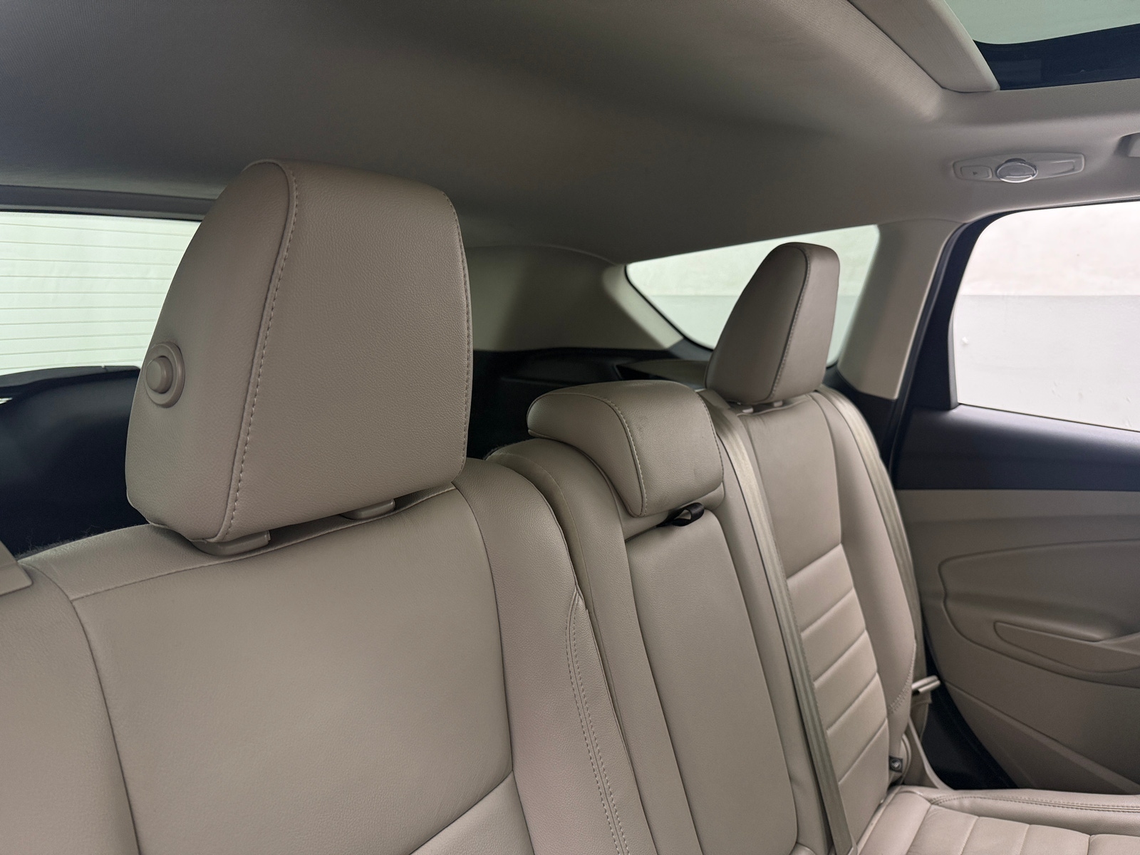 Thumbnail: 2016 Ford Escape - 5