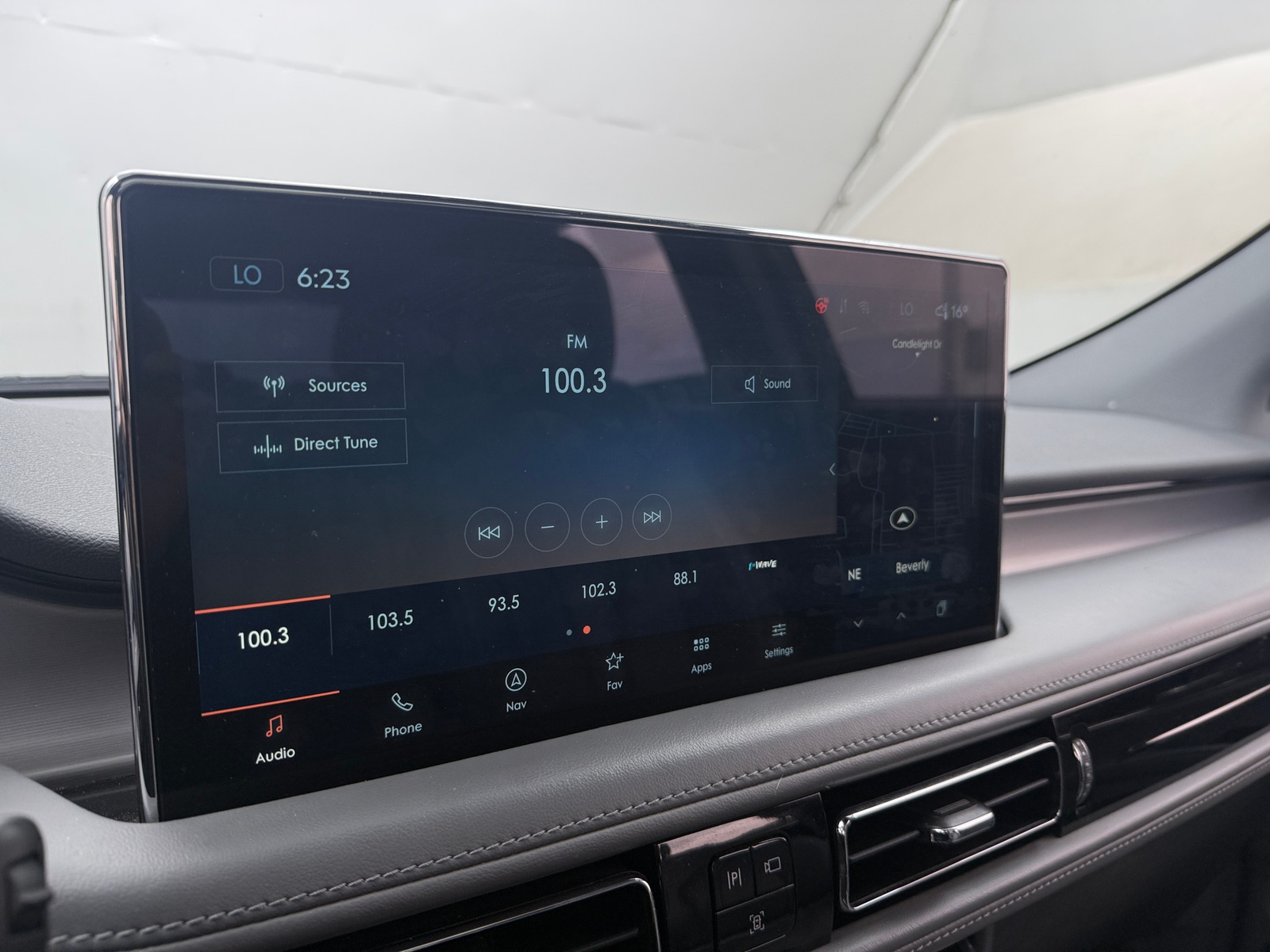 Thumbnail: 2023 Lincoln Nautilus - 3